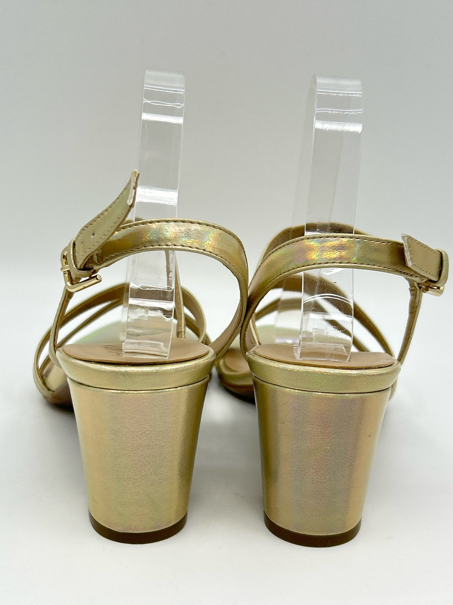 NATURALIZER Size 8.5W Gold Women Sandal