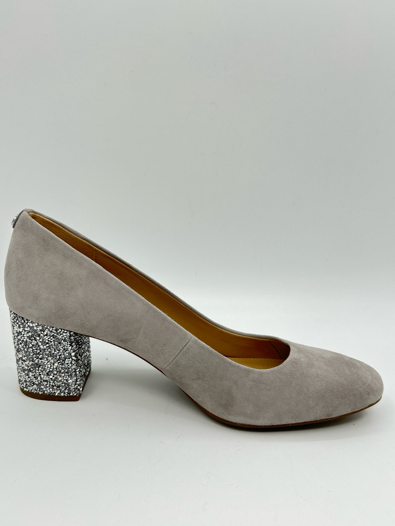 MICHAEL MICHAEL KORS Size 8M Grey Women Pumps