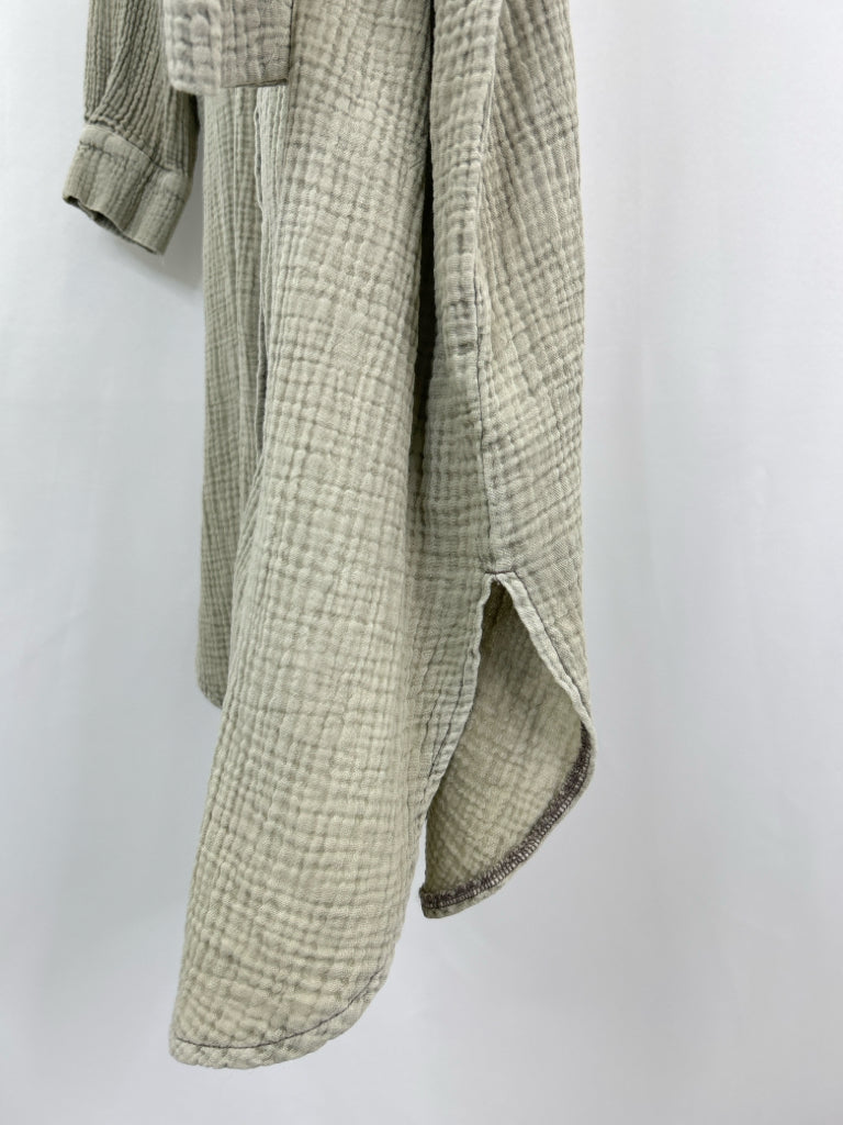 EASEL Size S Taupe Dress