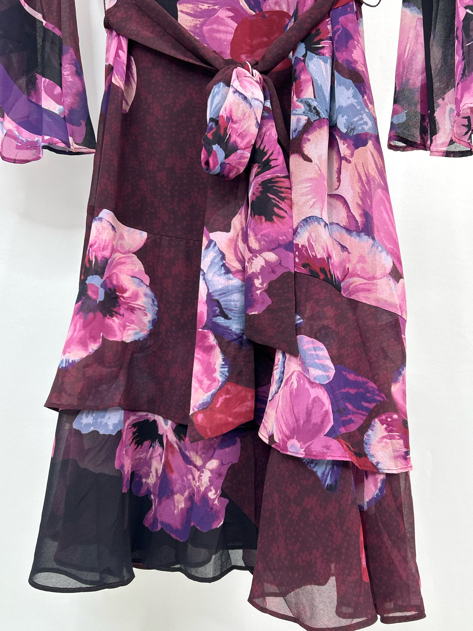 White House Black Market Size M PURPLE FLORAL Women Dress