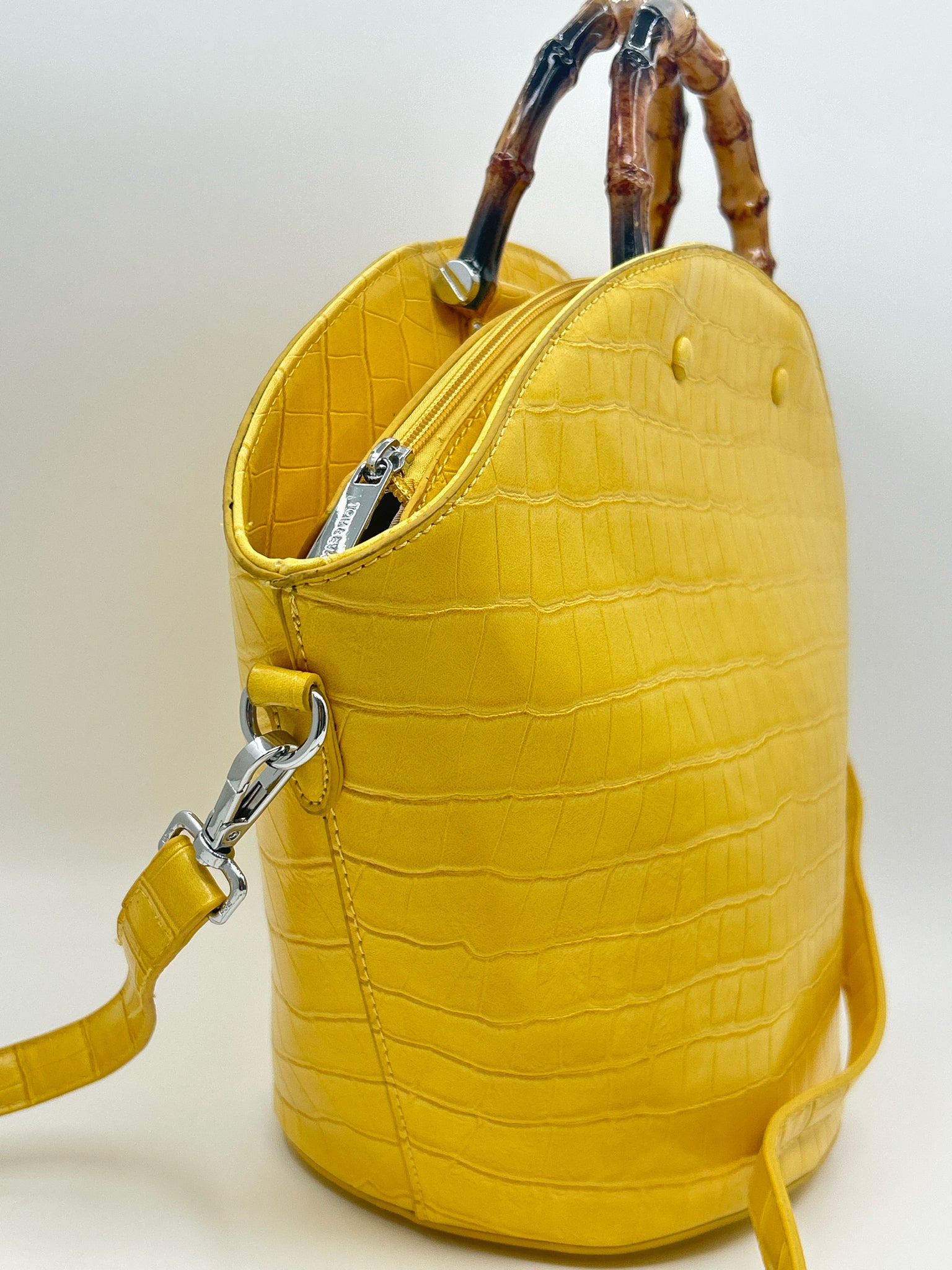 Tom & Eva Yellow Women Purse