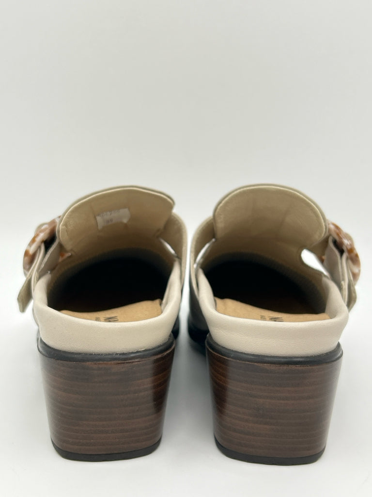 NAOT Women Size 39 Ivory Shoes