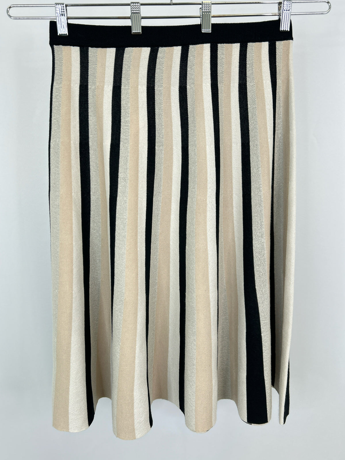 TAHARI Size XL black striped Women Skirt