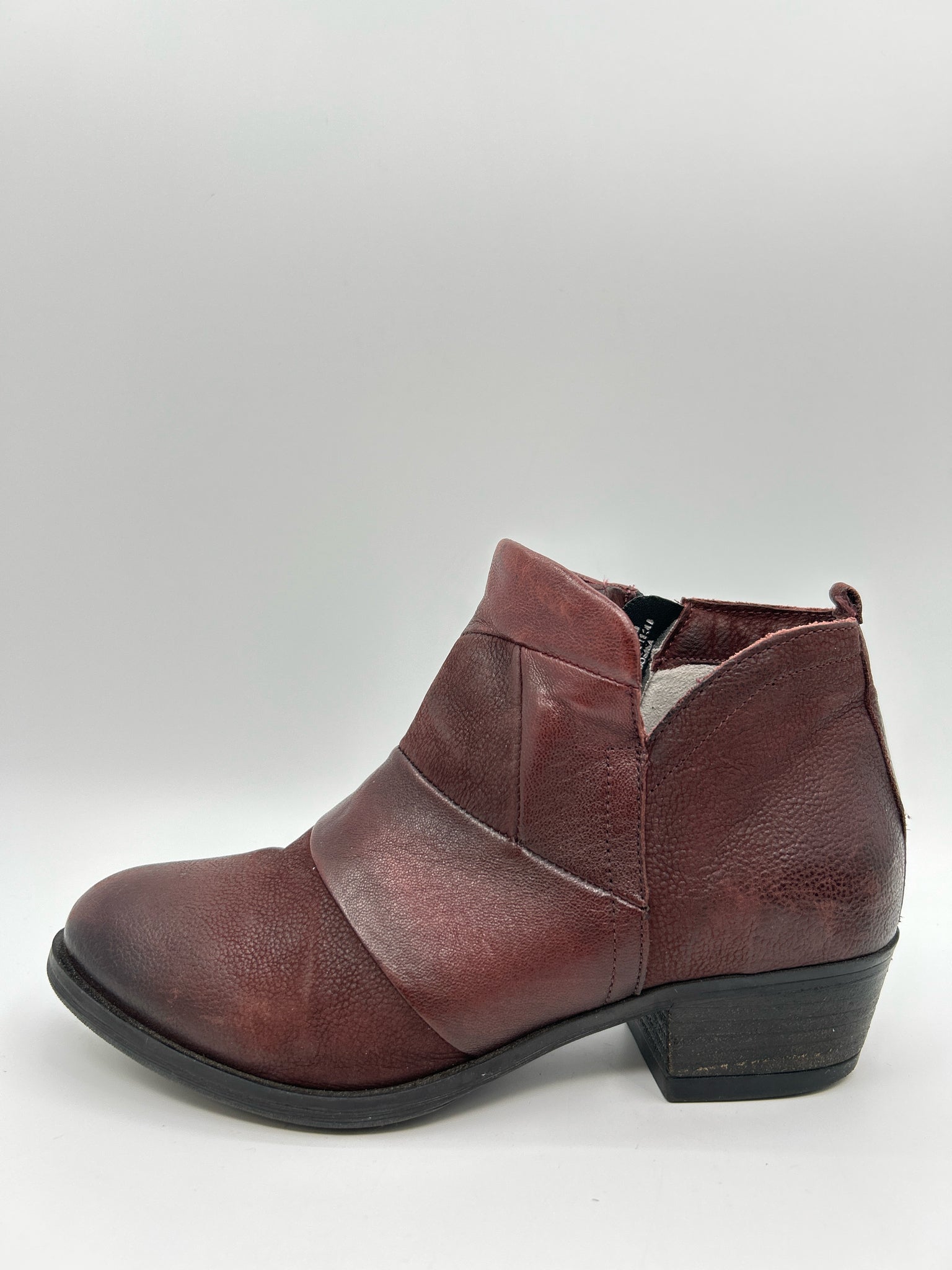 MIZ MOOZ Size 37 Burgundy Women Booties