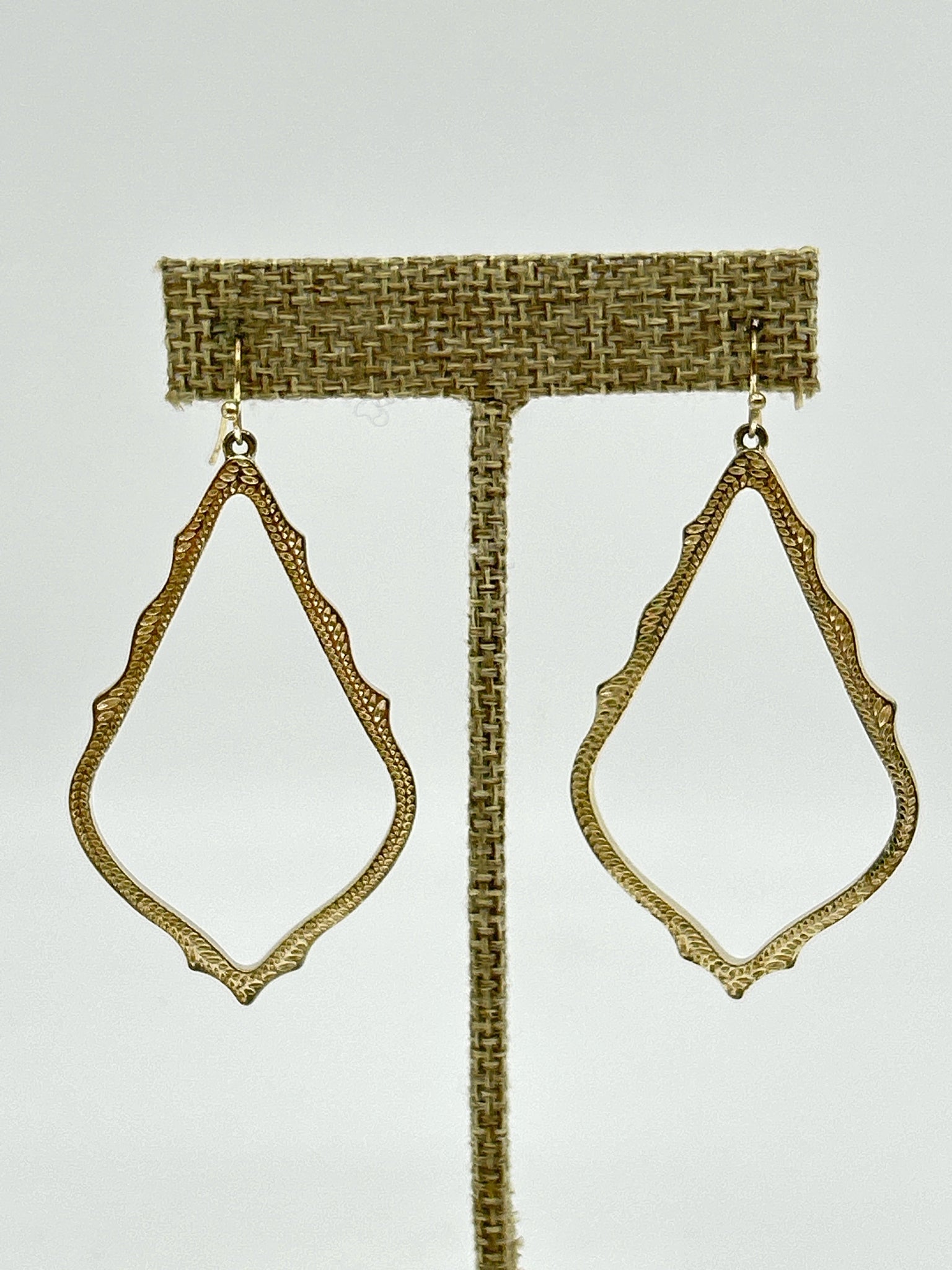 KENDRA SCOTT Gold Earrings