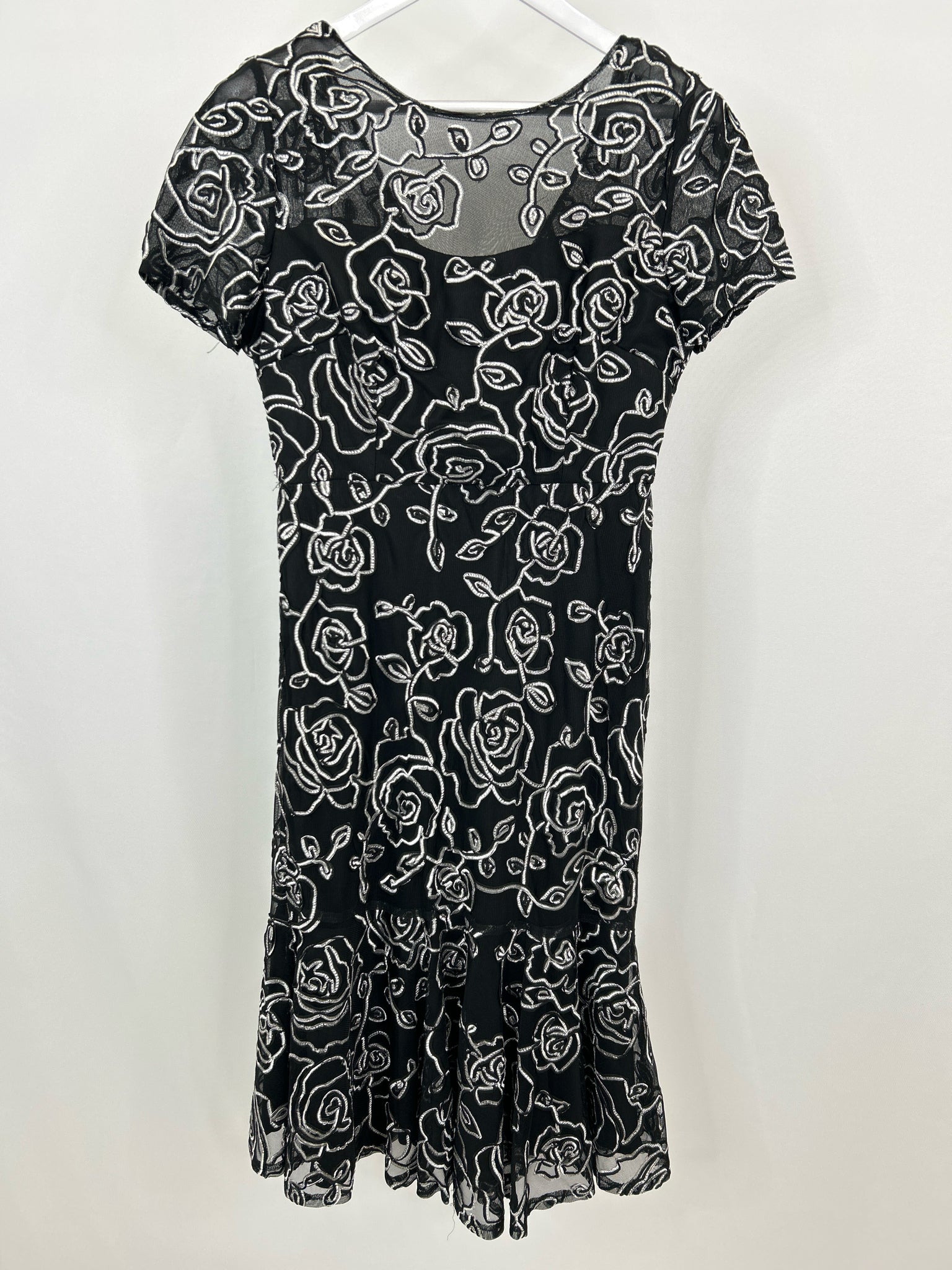 R&M RICHARDS Size 6 Black & White Women Dress