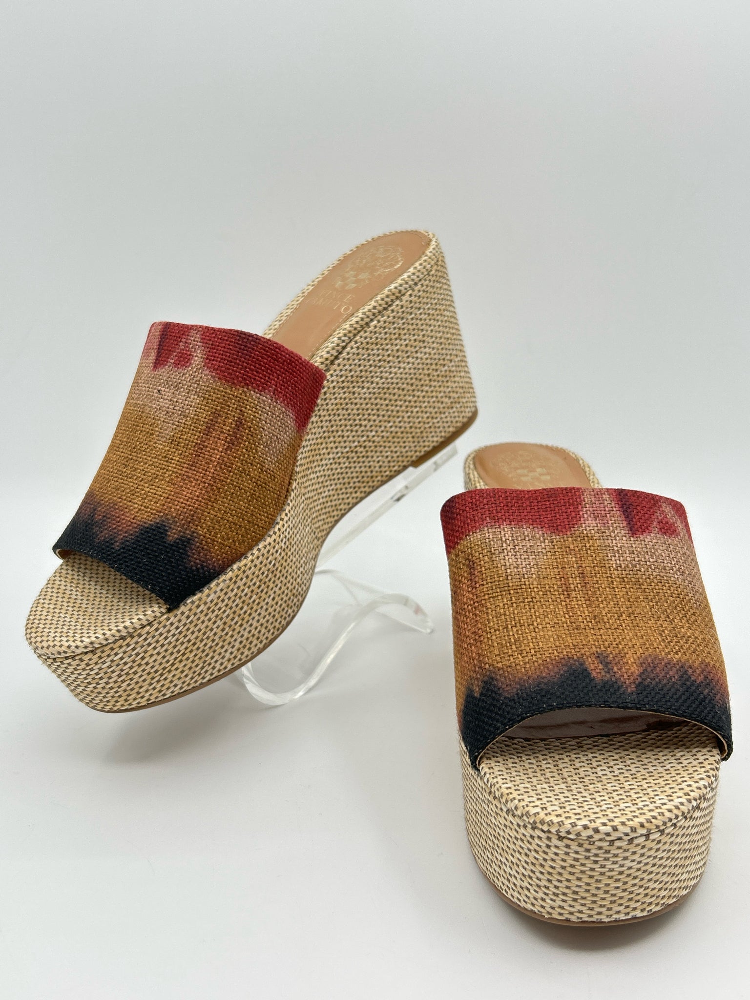 VINCE CAMUTO Size 9M TAN PRINT Women Sandal