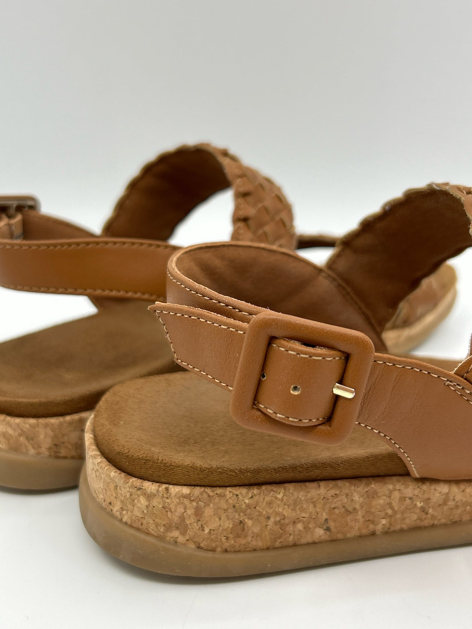 ROCKPORT Size 8.5M Tan Women Sandal