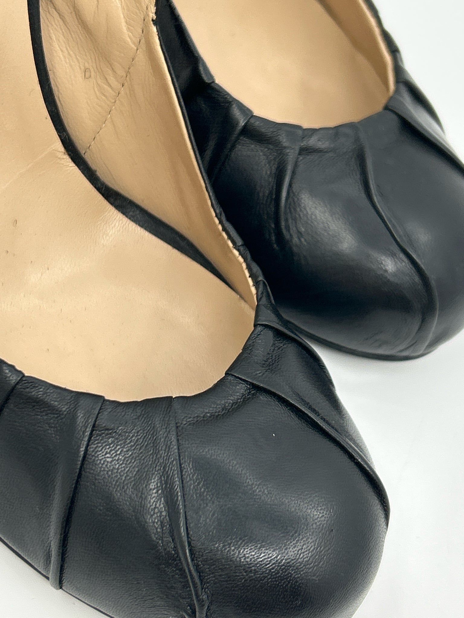 Colin Robertson Size 8 Black Women Pumps
