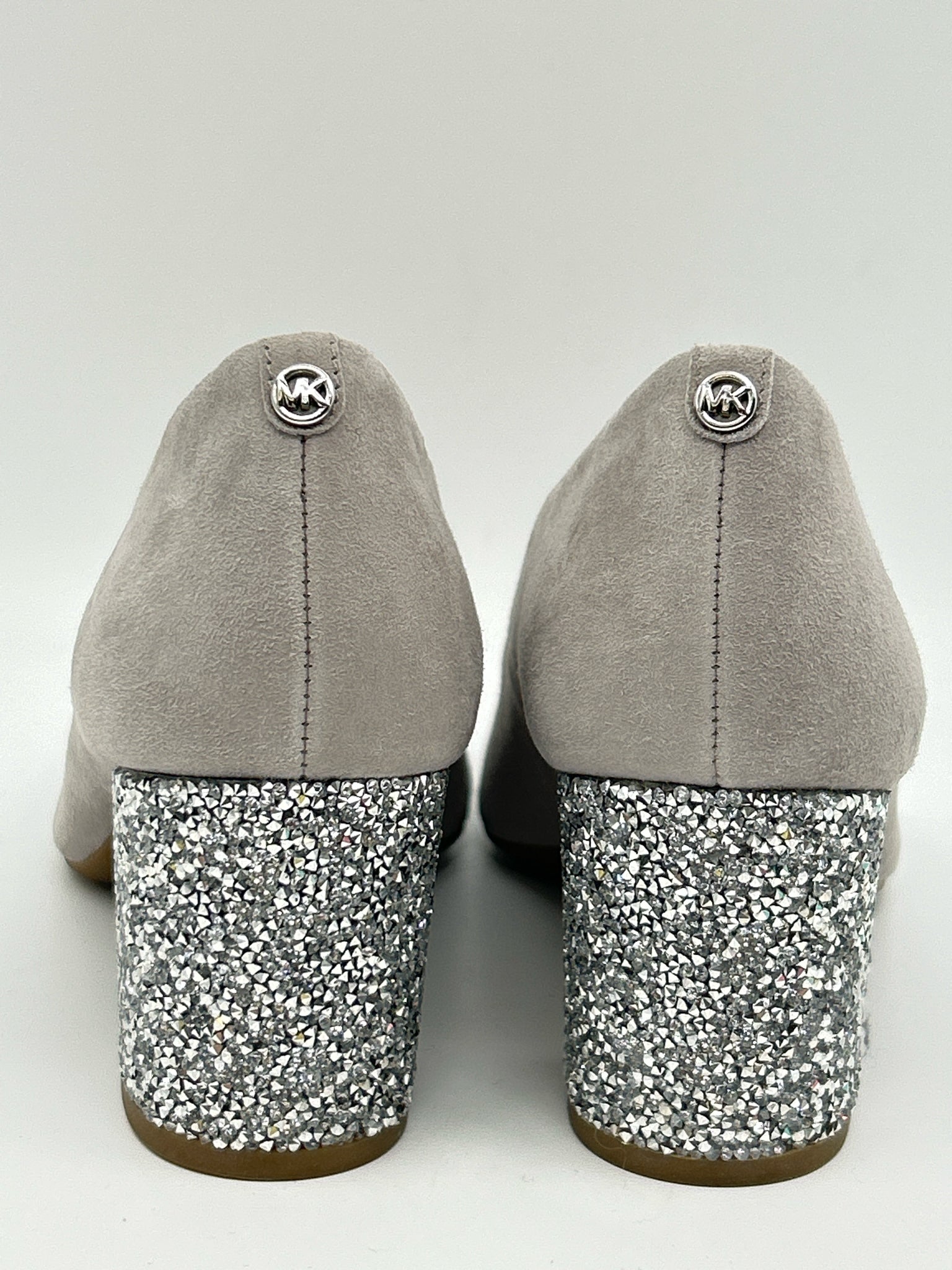 MICHAEL MICHAEL KORS Size 8M Grey Women Pumps