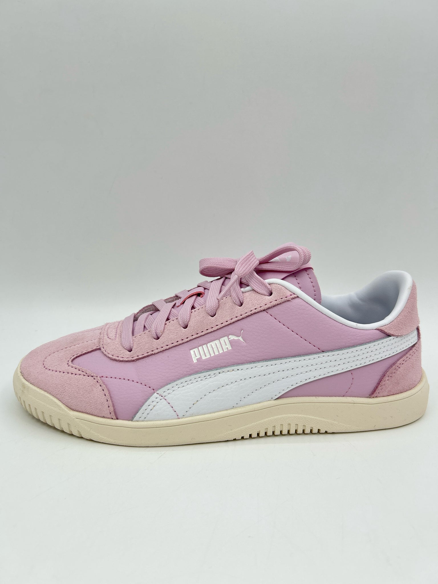 PUMA Size 9 Lilac Women Sneakers