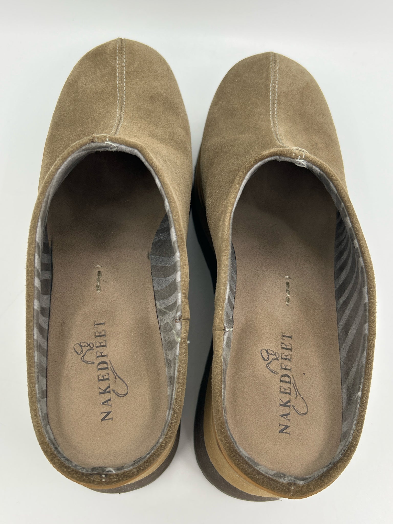 NAKED FEET Size 8M Grey Women Shoes