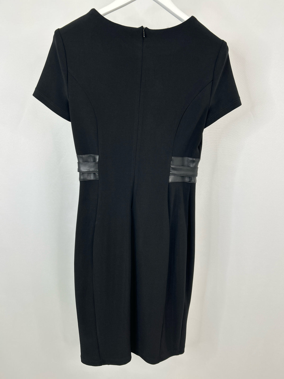 FRANK LYMAN Size 6 Black Women Dress