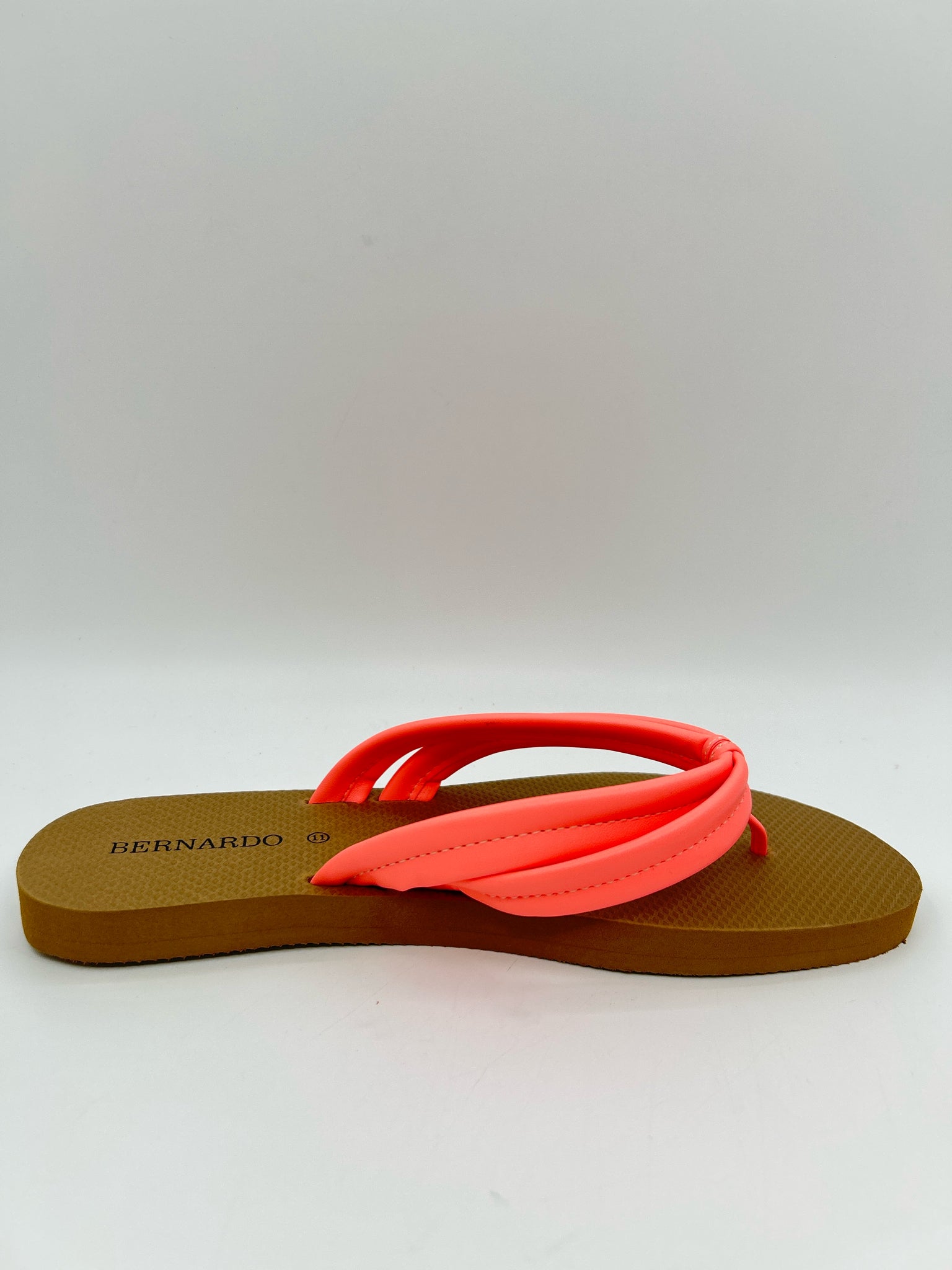 BERNARDO Size 11 Coral & Brown Women Flip flops