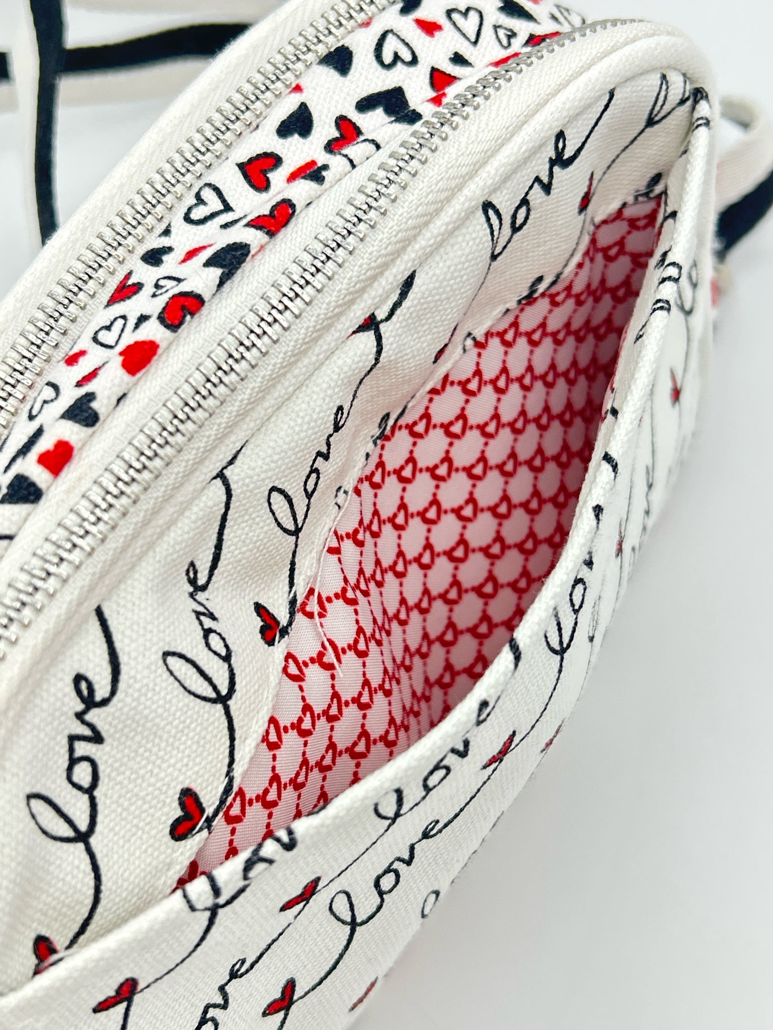 BRIGHTON WHITE AND RED Women Purse