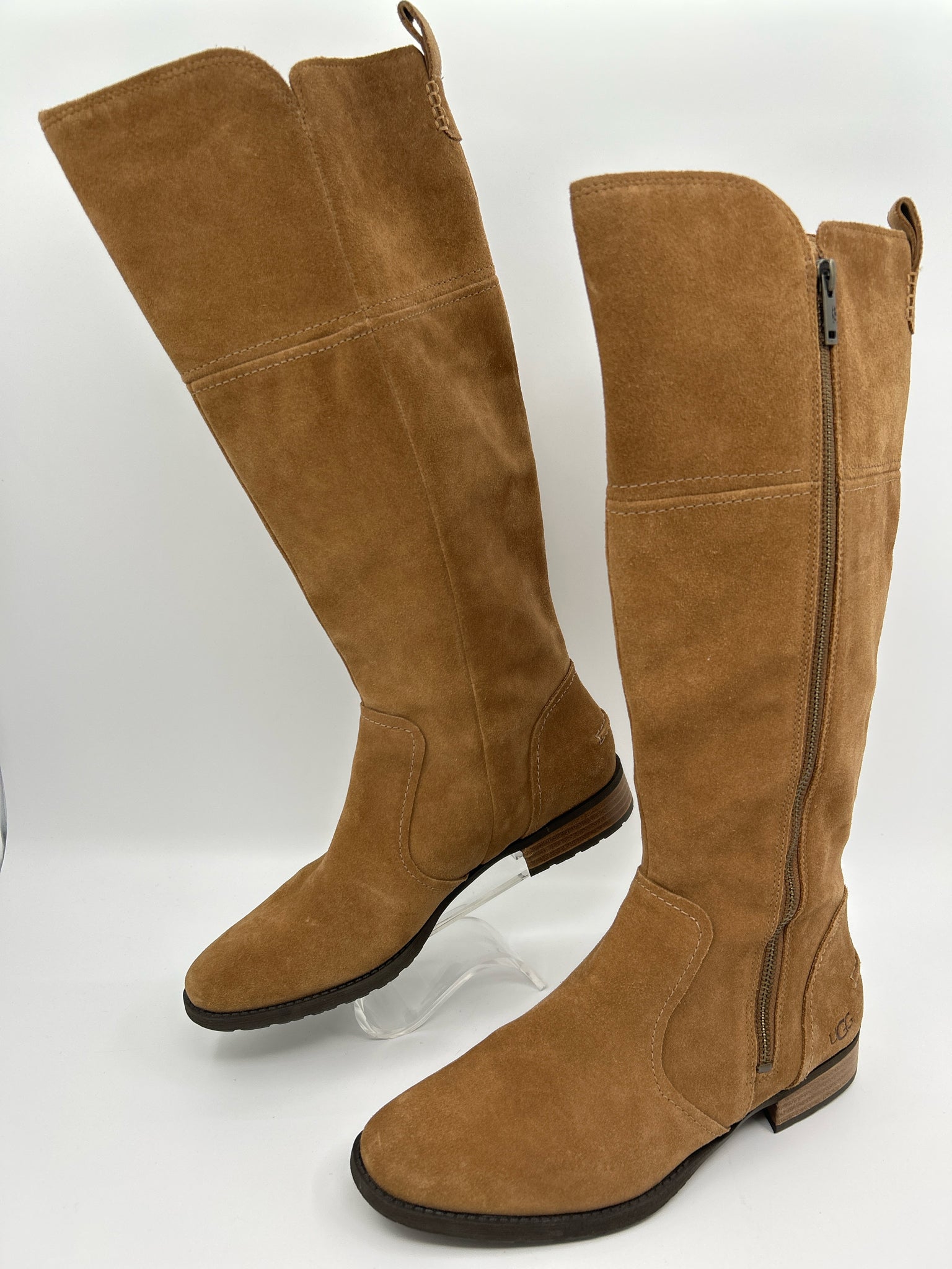 UGG Size 9 CHESTNUT Women Boots