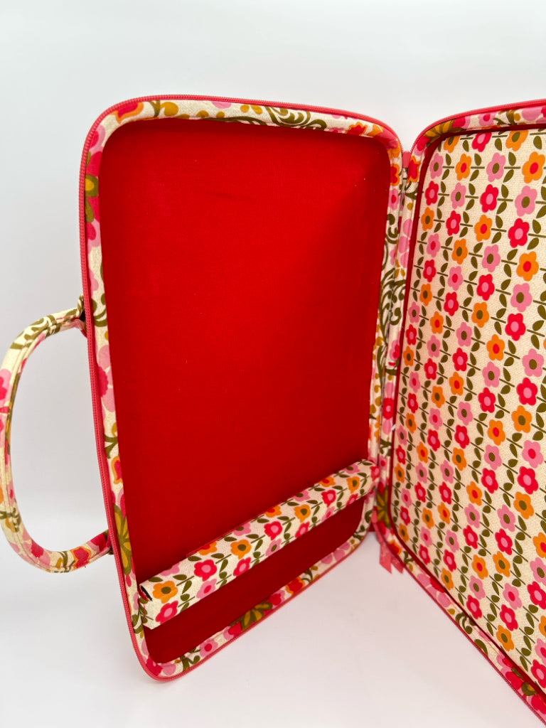 VERA BRADLEY Pink and Orange Women's Luggage
