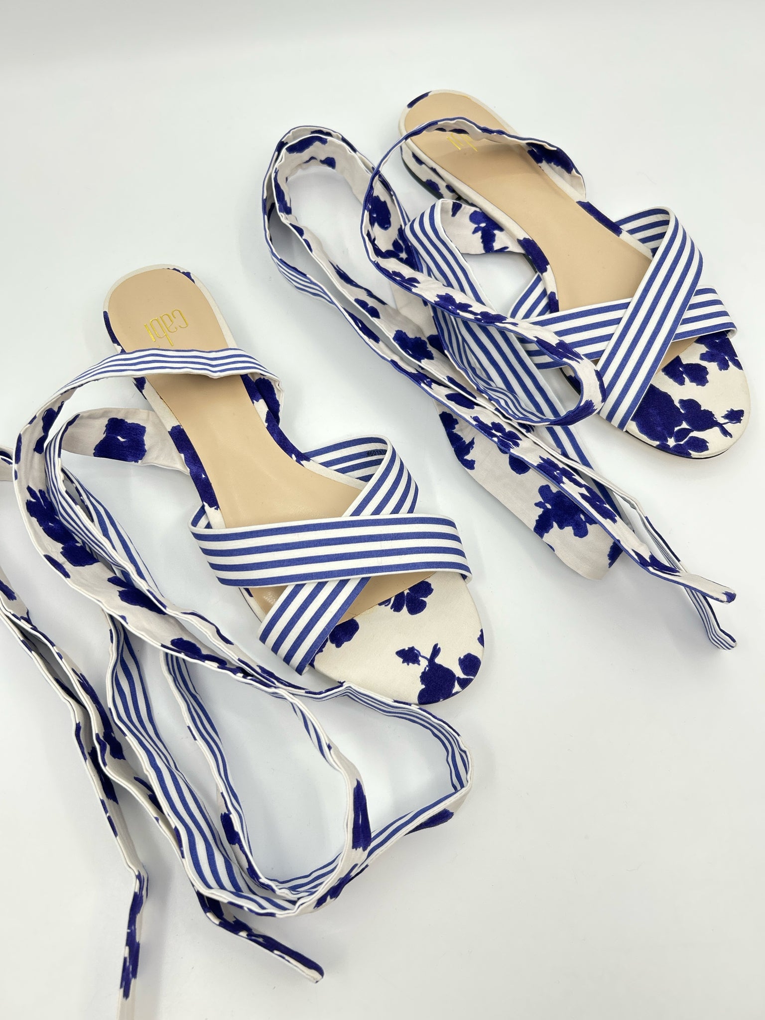 CABI Size 8.5 Blue and Ivory Women's Sandal