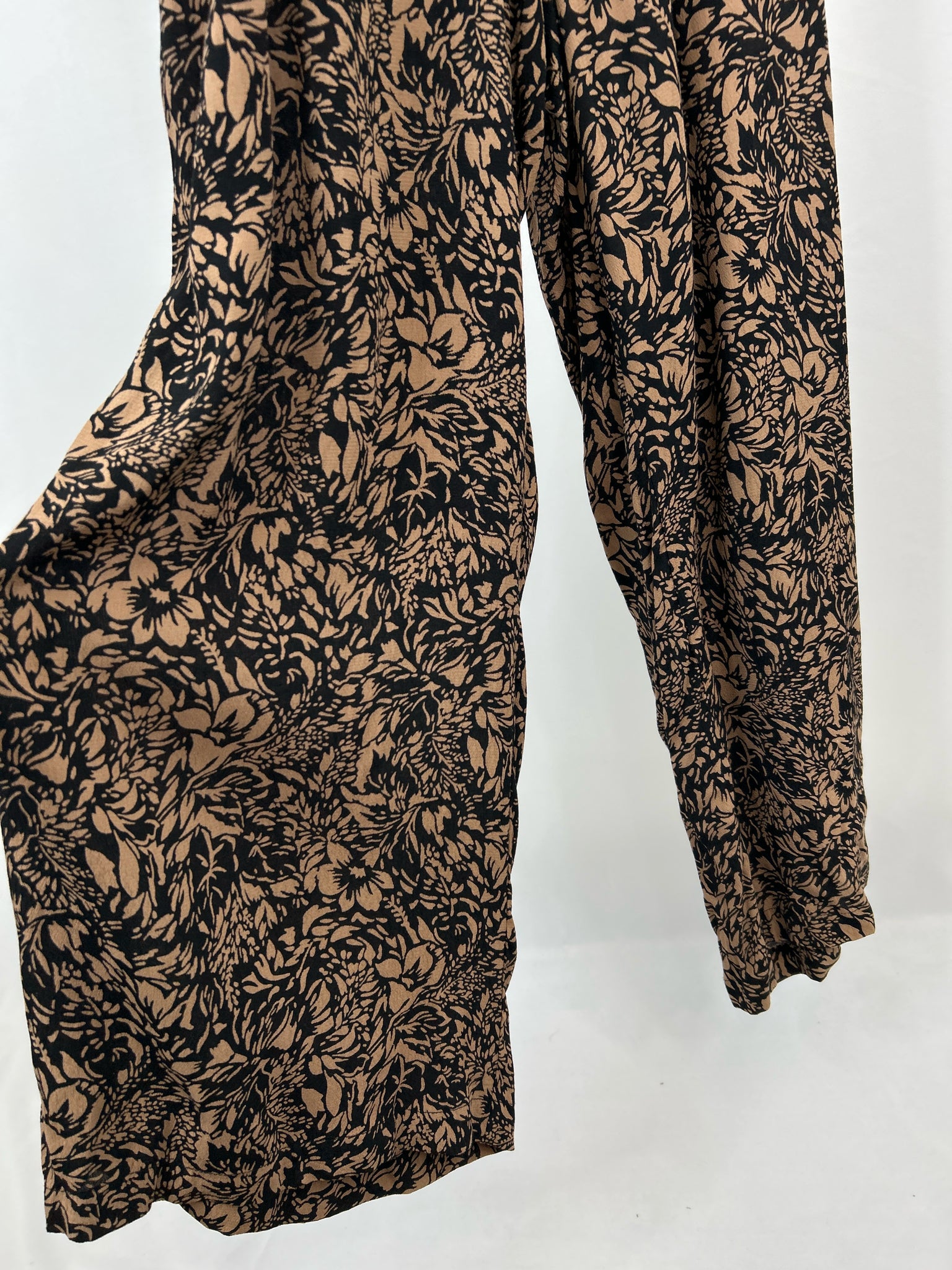 Lusana Size L BEIGE AND BLACK Women Jumpsuit
