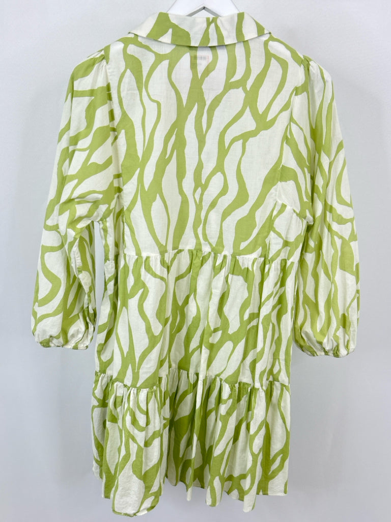 ZARA Size M Green Print Dress