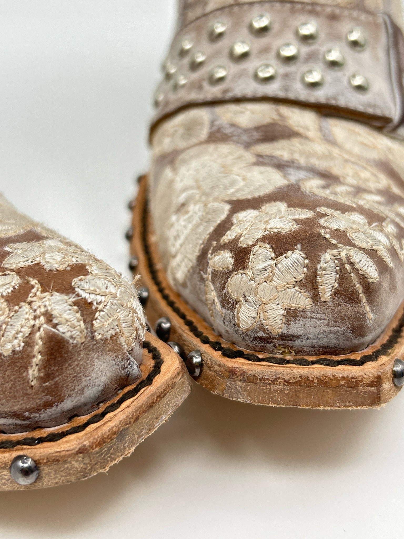 OLD GRINGO Size 7B BEIGE FLORAL Women Boots