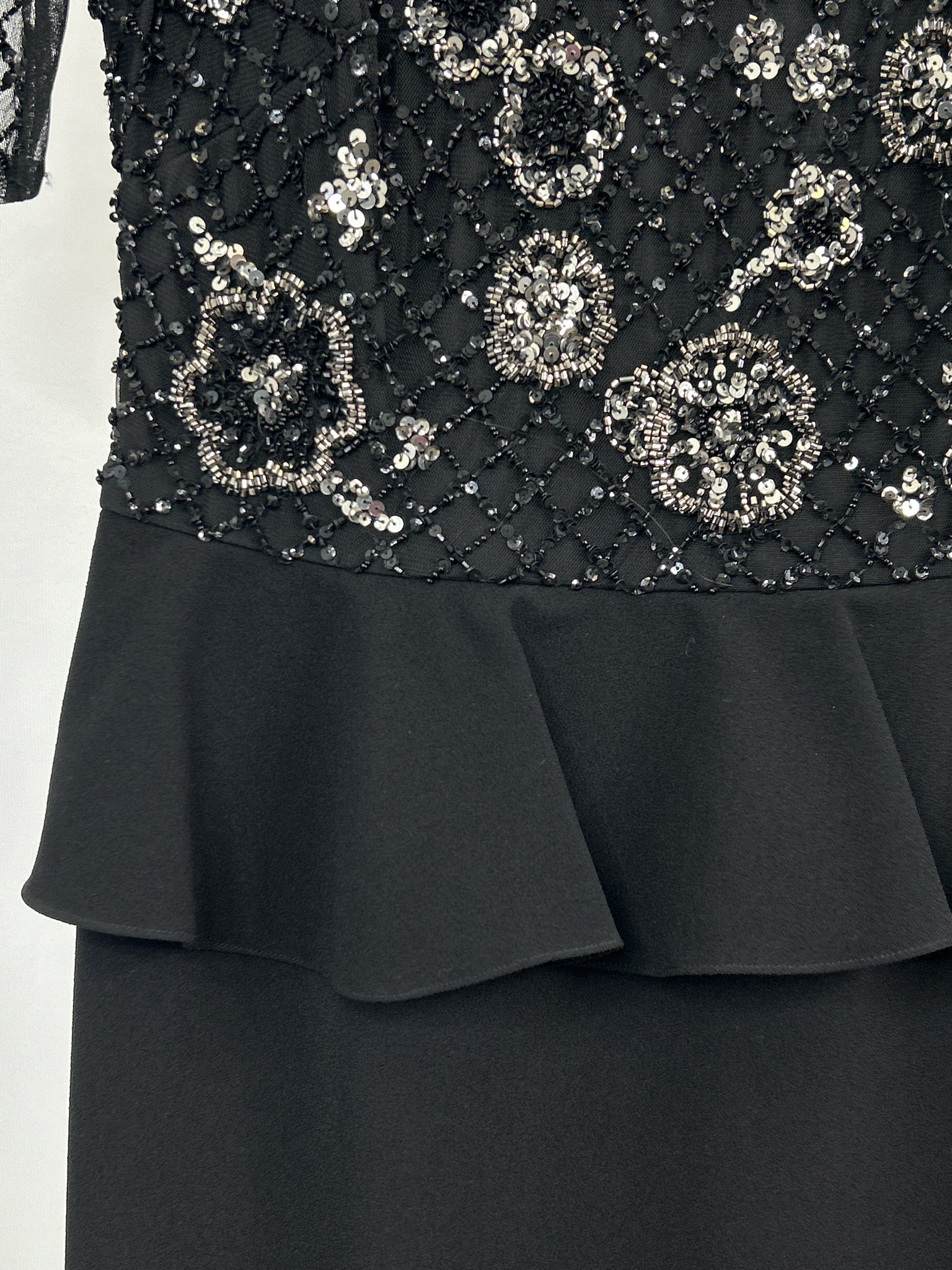 ADRIANNA PAPELL Size 6 Black Women Dress