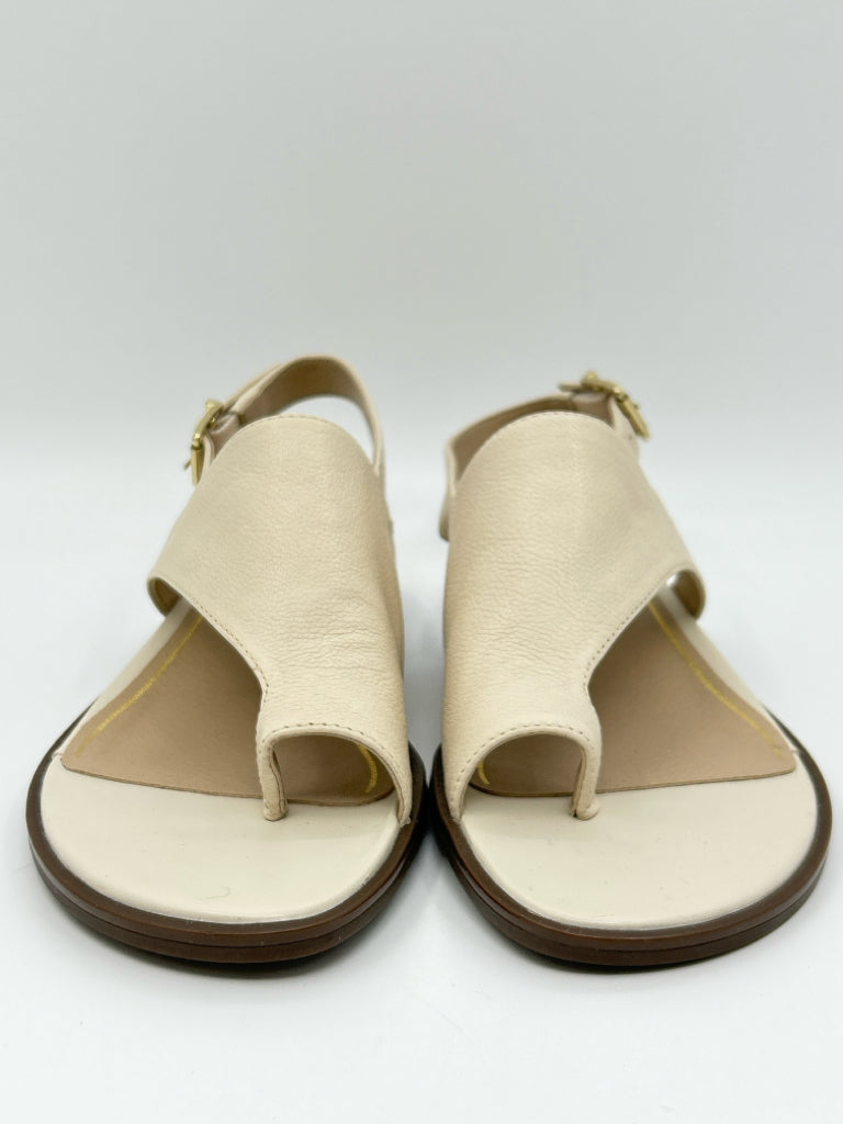 VIONIC Size 6M Cream and White Women's Sandal