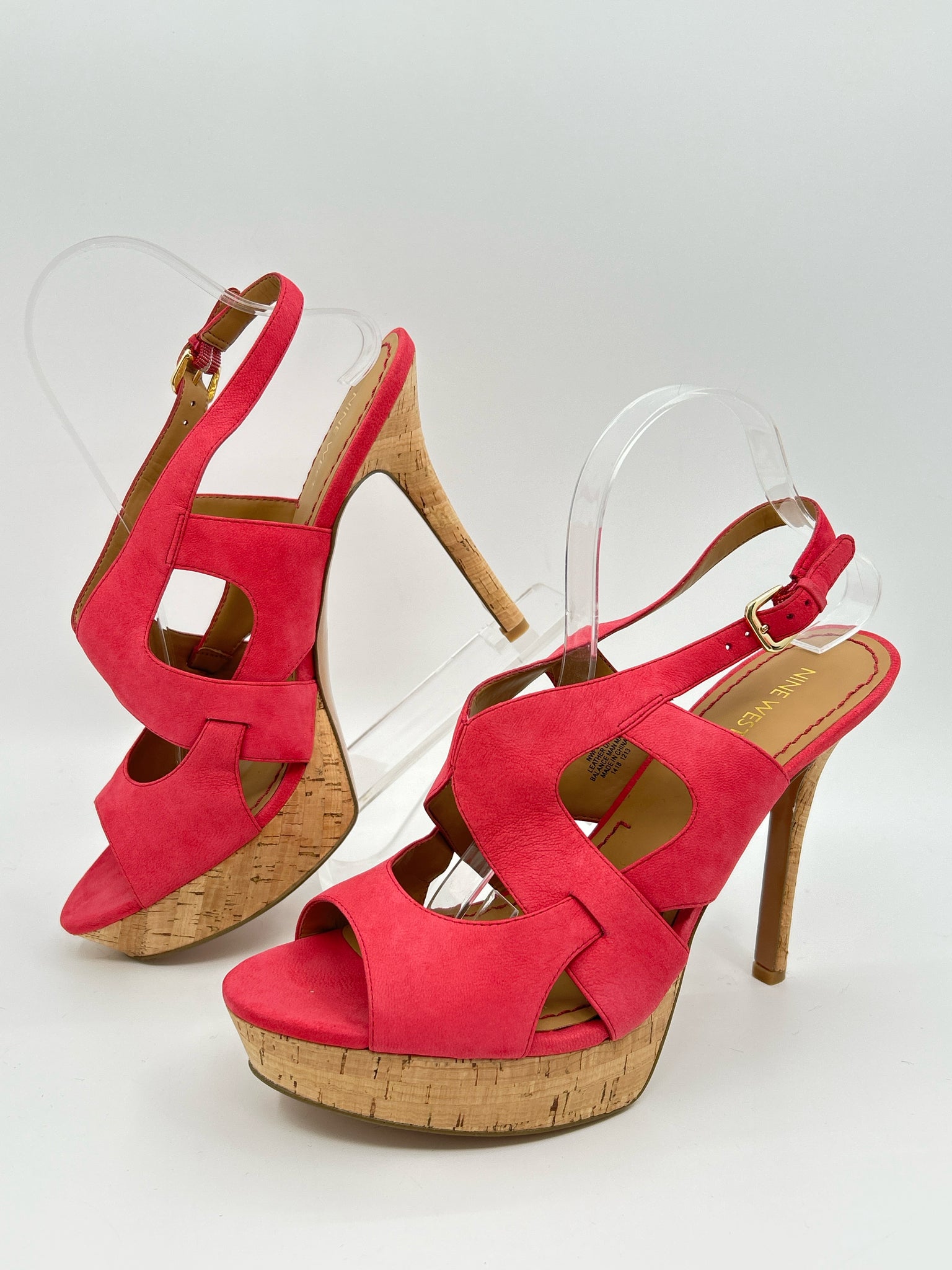 NINE WEST Size 11M salmon Women Sandal NWOB