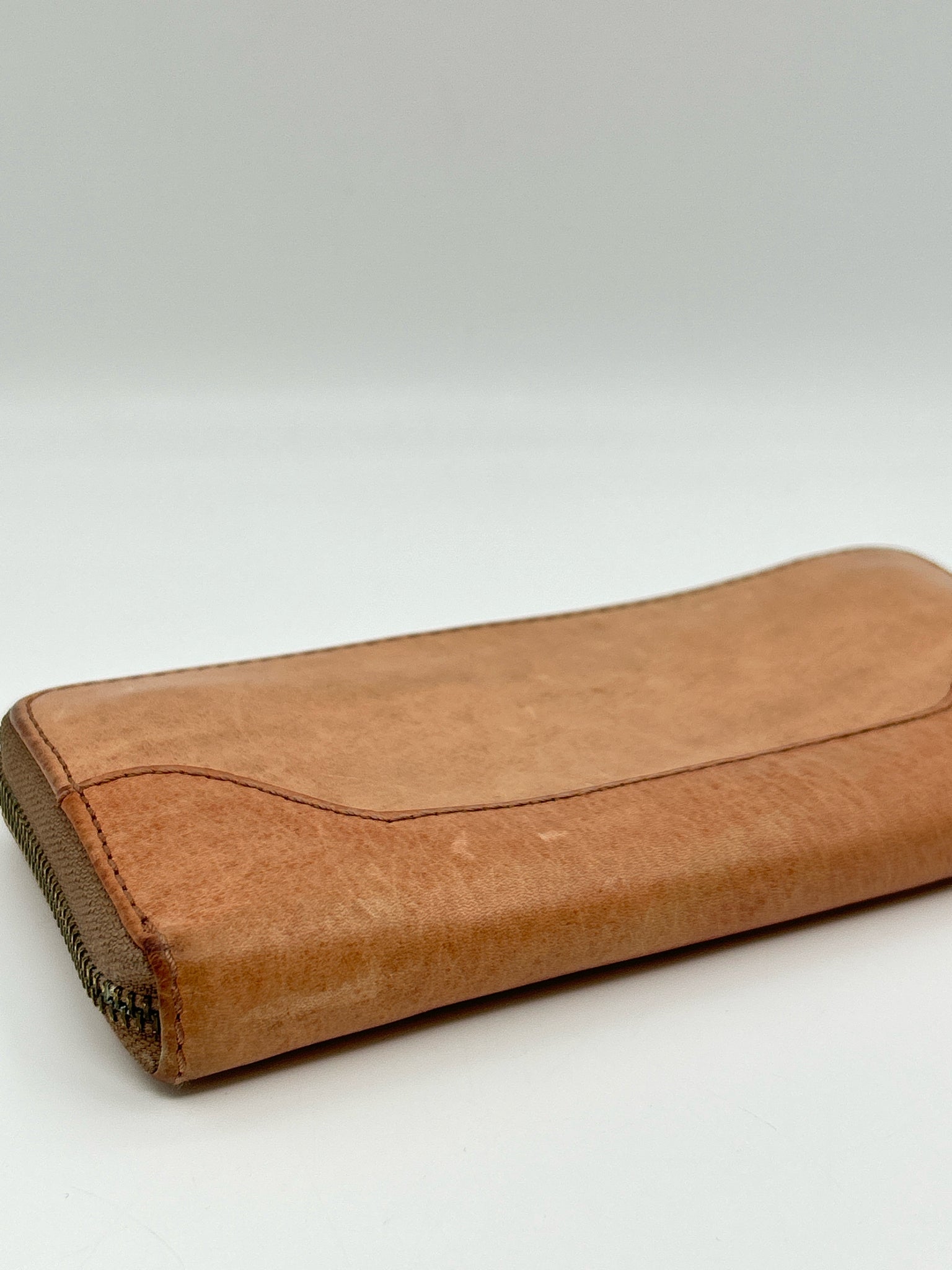 FRYE Natural Women Wallet