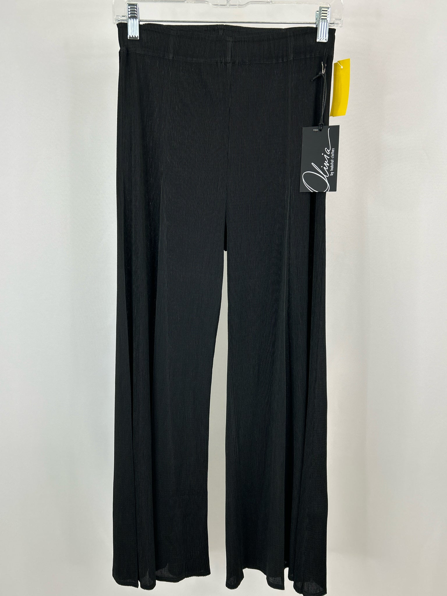 OLIVIA BY HABITAT CLOTHES Size S Black Women Pants