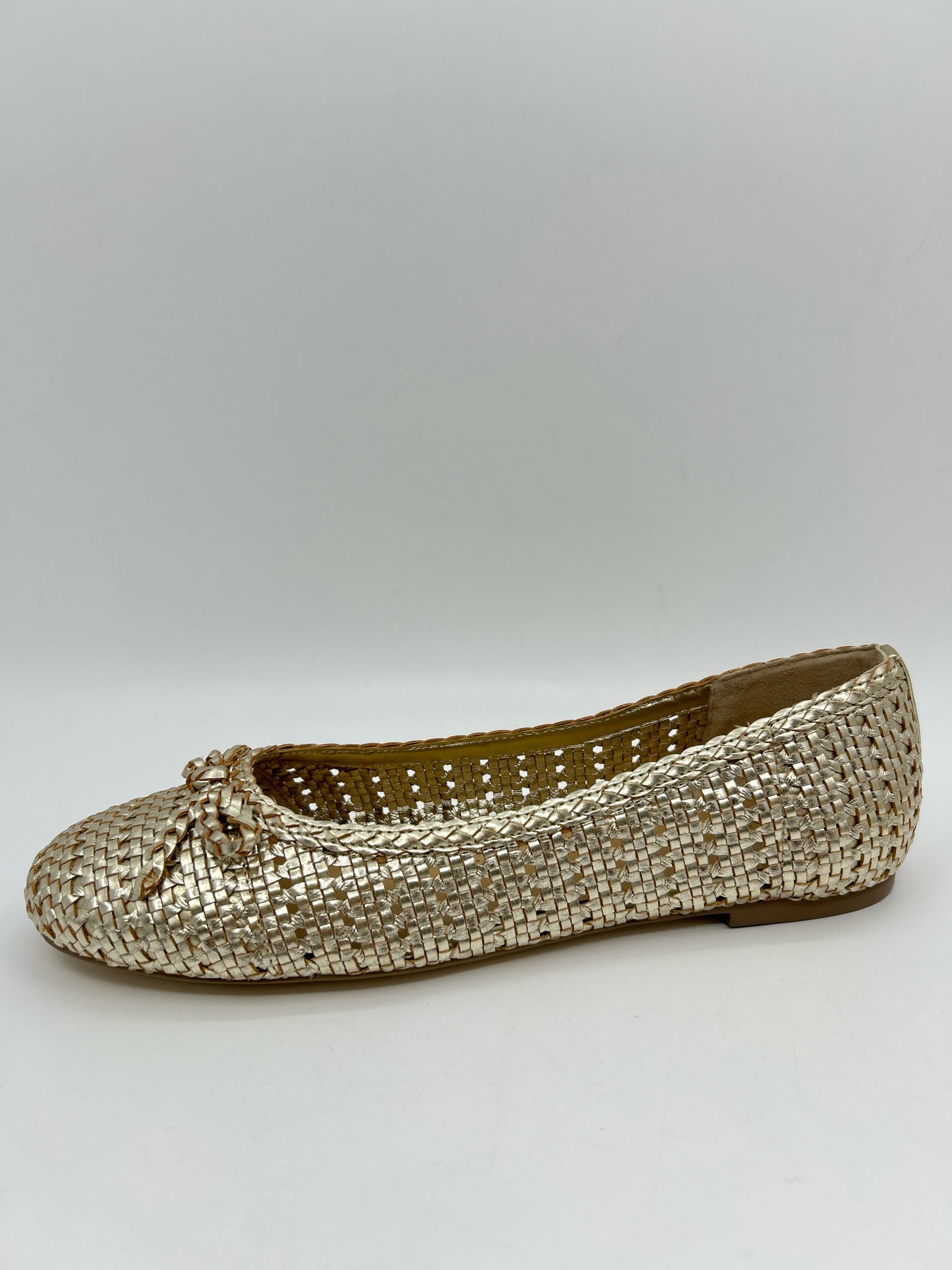 TALBOTS NWOB Size 10M Gold Women Flats