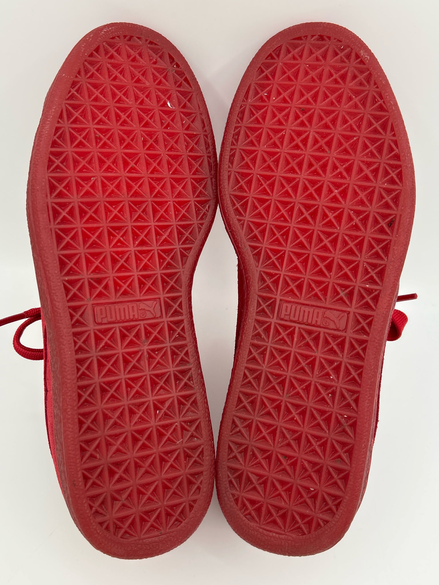 PUMA Size 8.5 Red Suede neakers