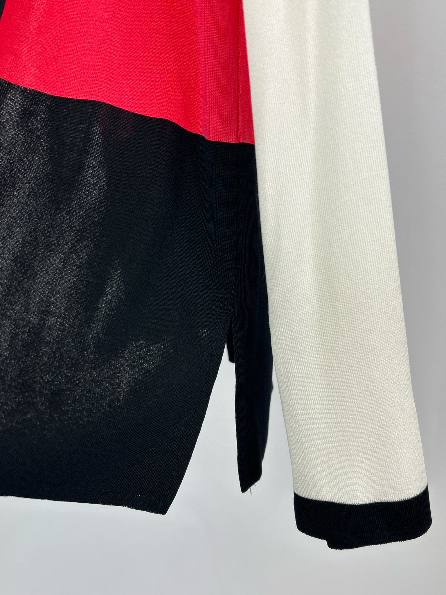 EXCLUSIVELY MISOOK Size XSP White Print Women Jacket