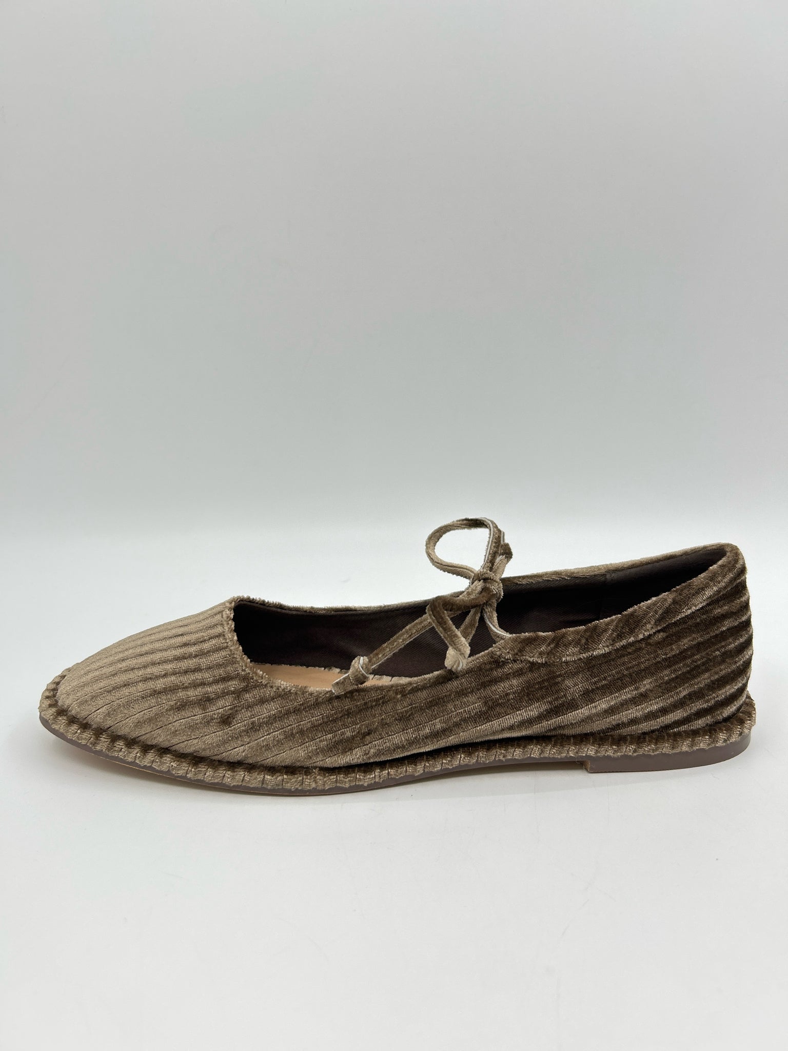 COCONUTS by Matisse Size 10M Brown Women Flats