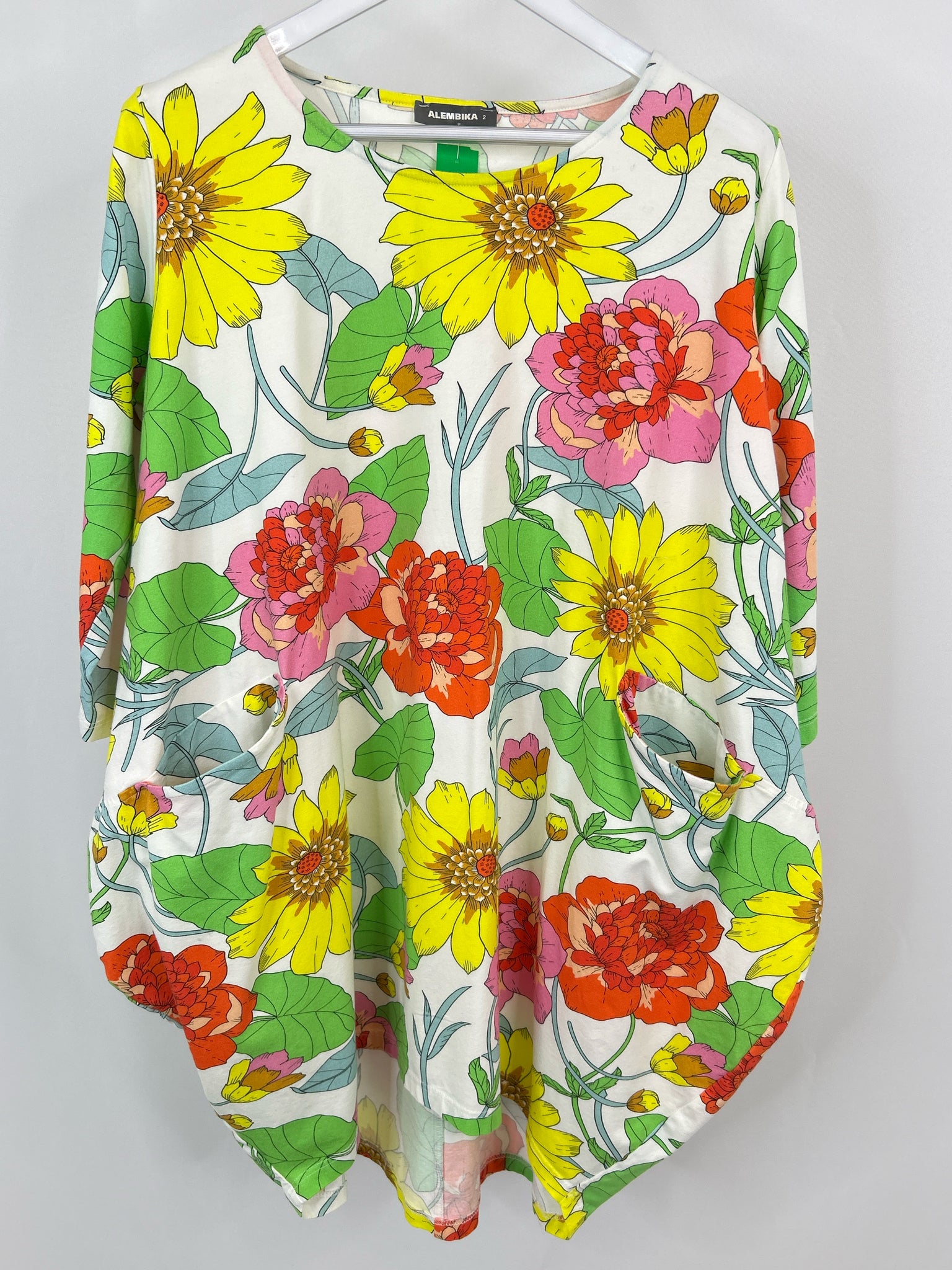 ALEMBIKA Size 8/10 White Floral Women Dress