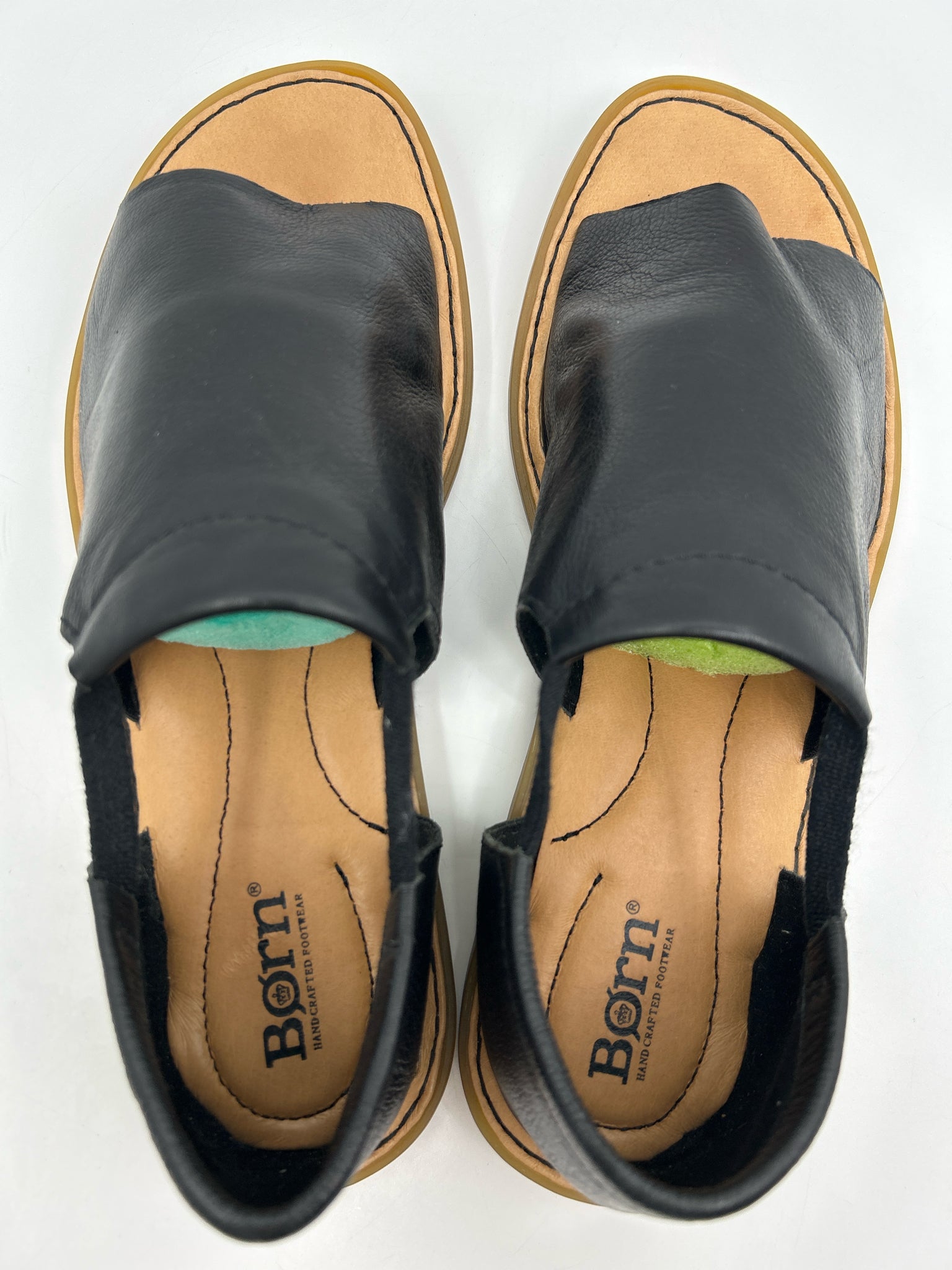 BORN Size 9M Black Women Sandal