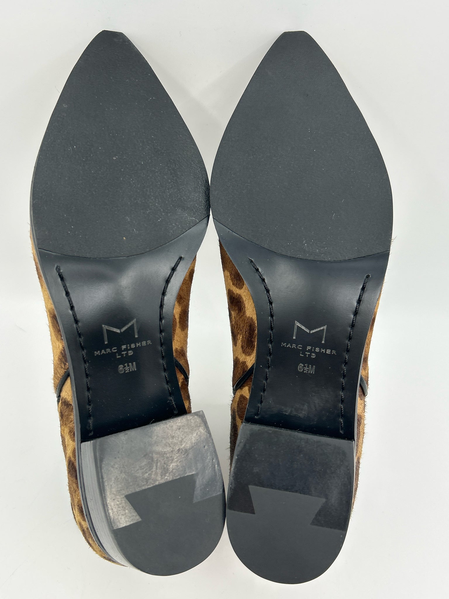 MARC FISHER Size 6.5M Animal Print Women Booties