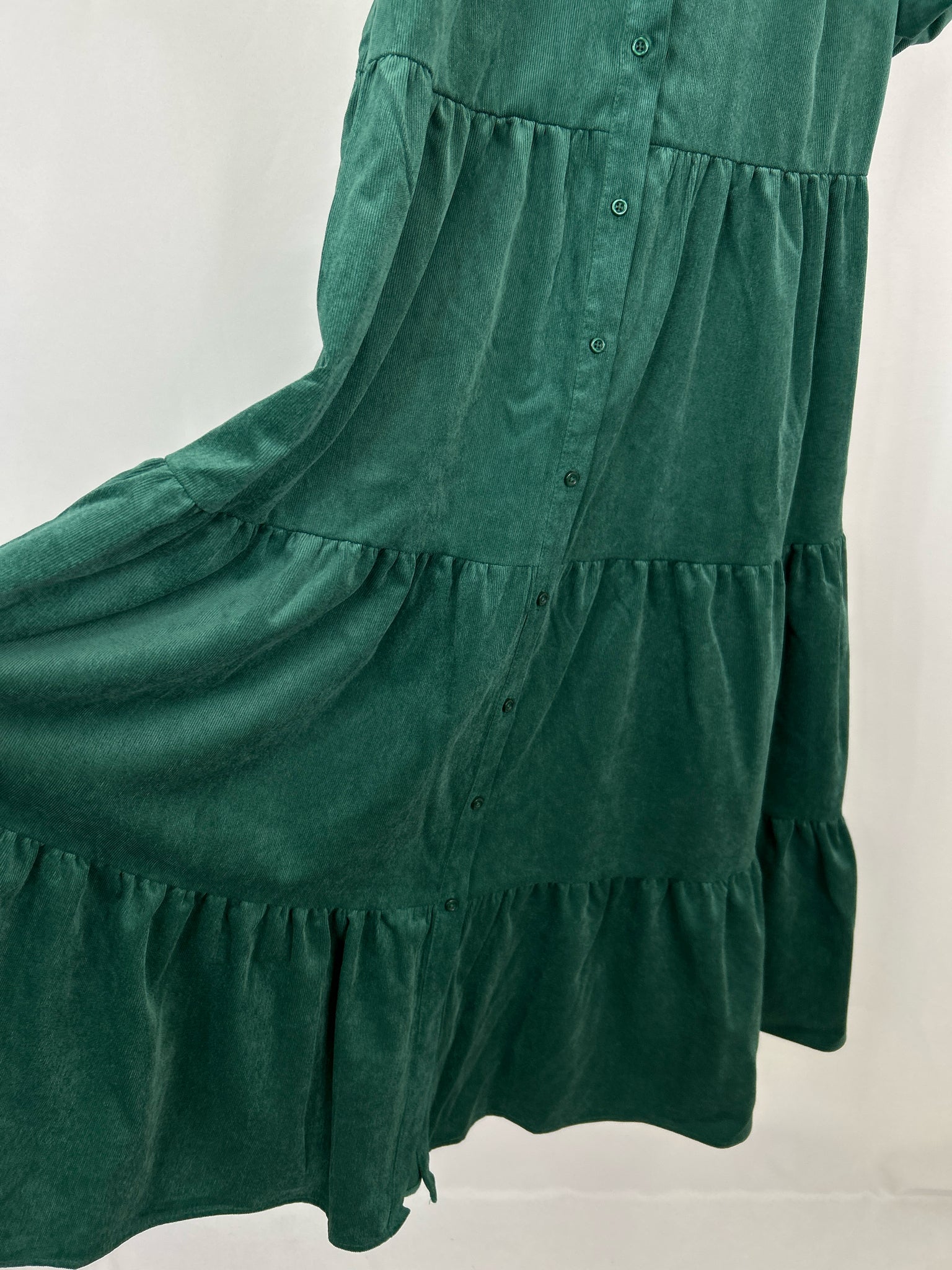 CROWN & IVY Size M Green Women Dress