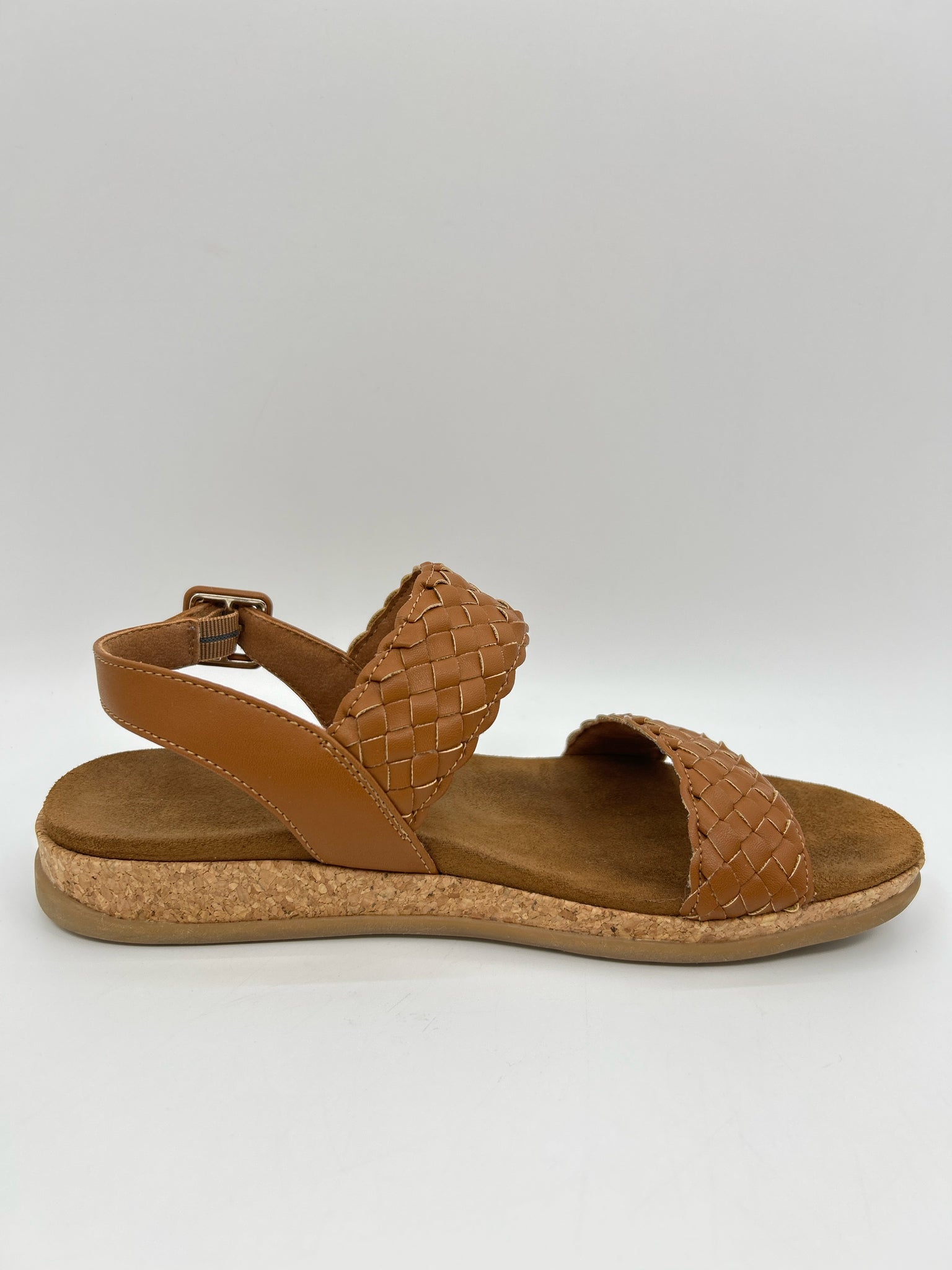 ROCKPORT Size 8.5M Tan Women Sandal