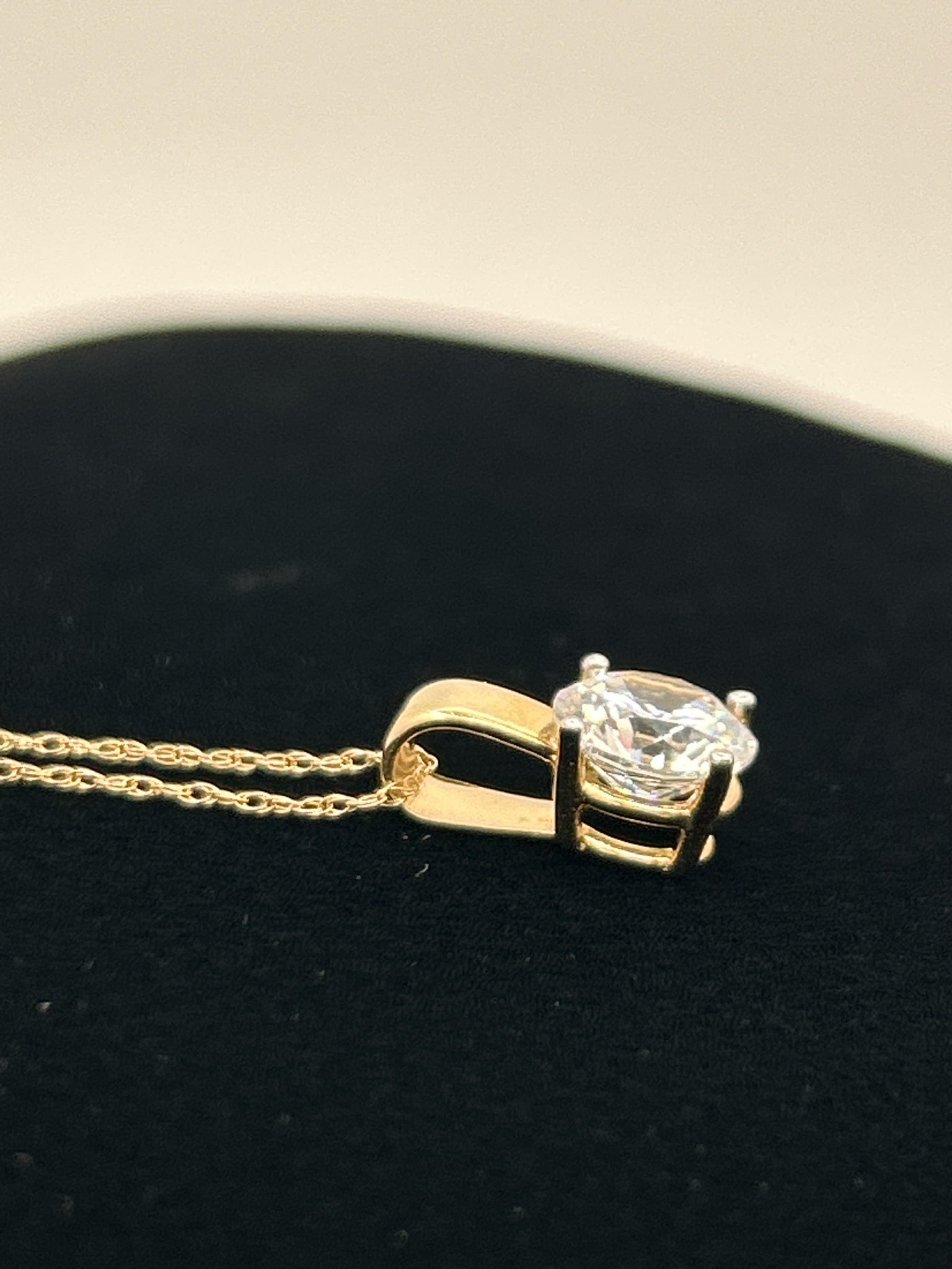 ABSOLUTE NIB Gold Necklace