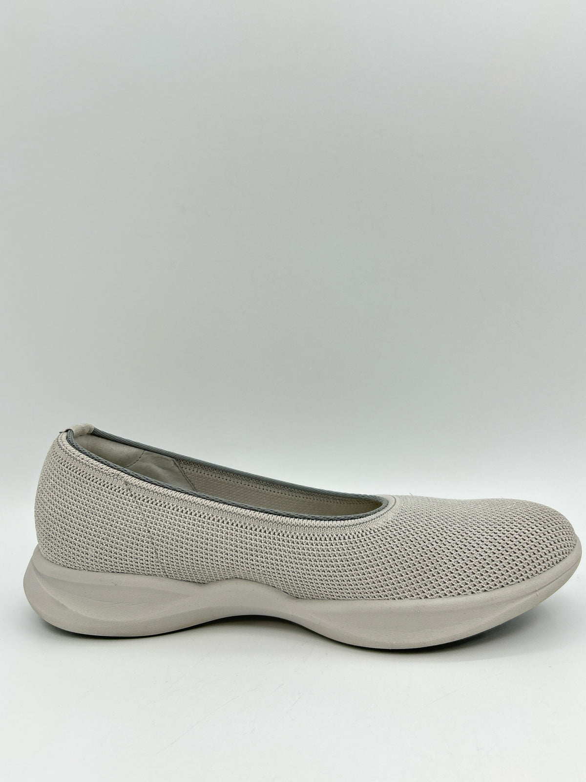 VIVAIA Size 8.5 Gray Women Sneakers