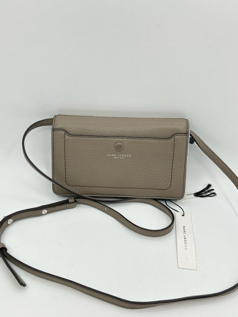 MARC JACOBS Taupe Purse