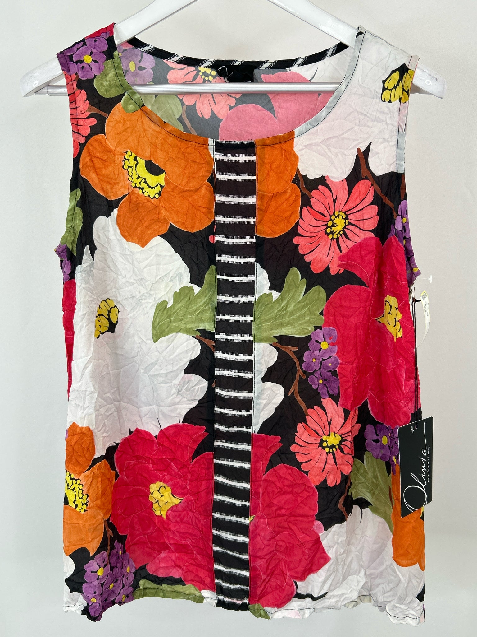 OLIVIA BY HABITAT CLOTHES Size S Black Floral Women Top