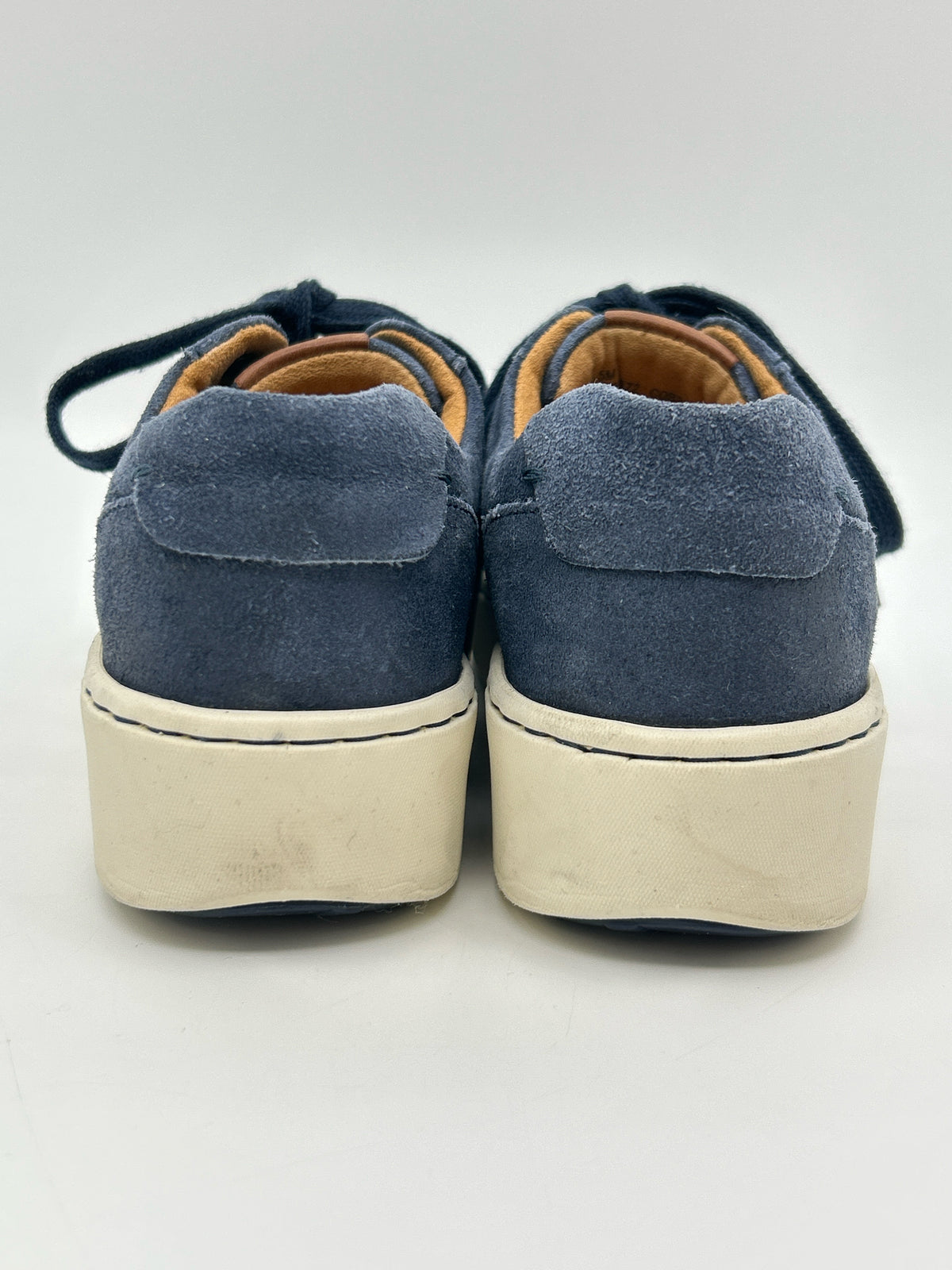 BORN Size 6.5M Navy Women Sneakers