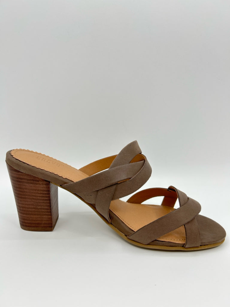 Crevo Size 9.5M Brown Women's Sandal