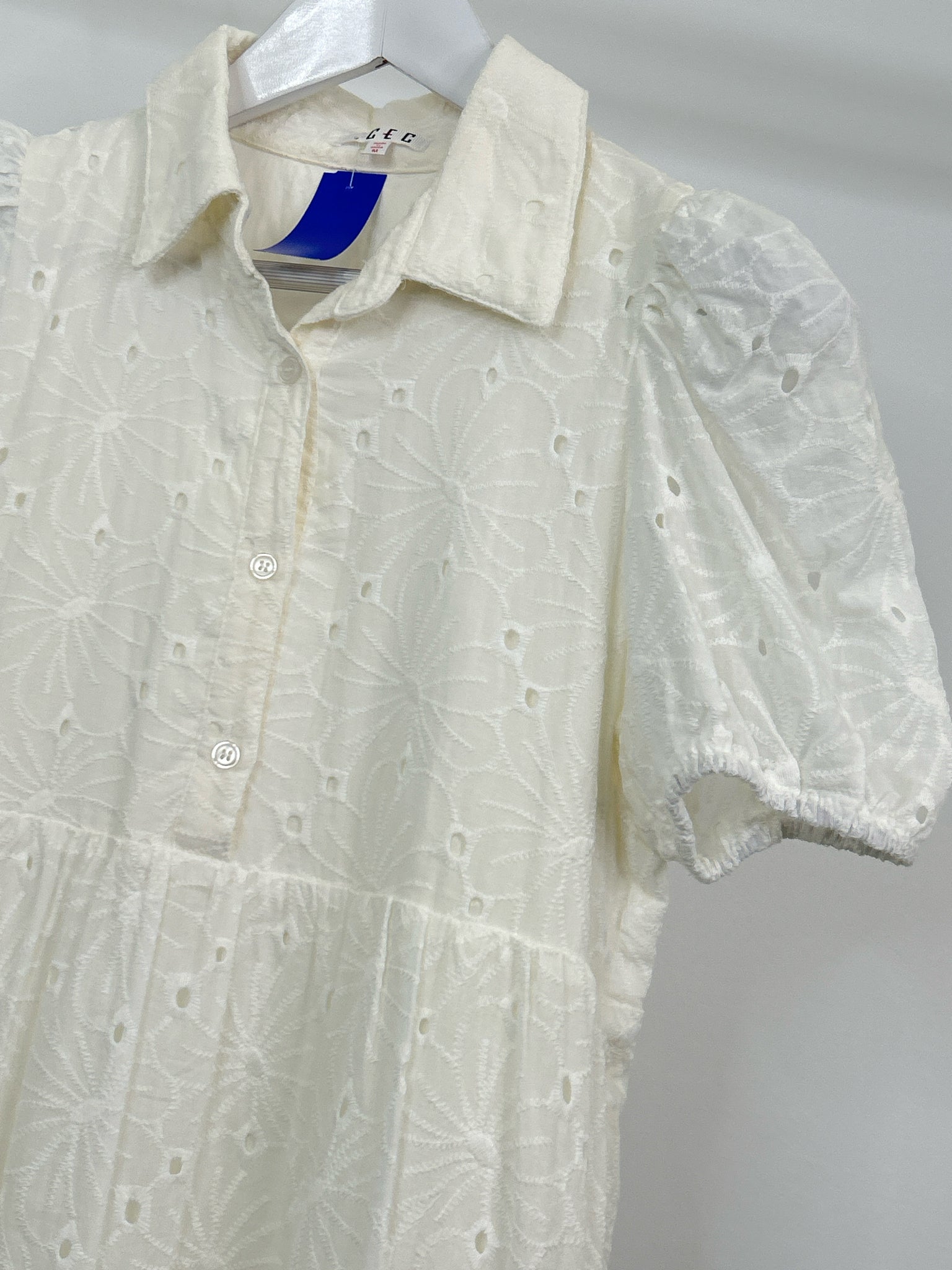 TCEC Size M White Women Dress