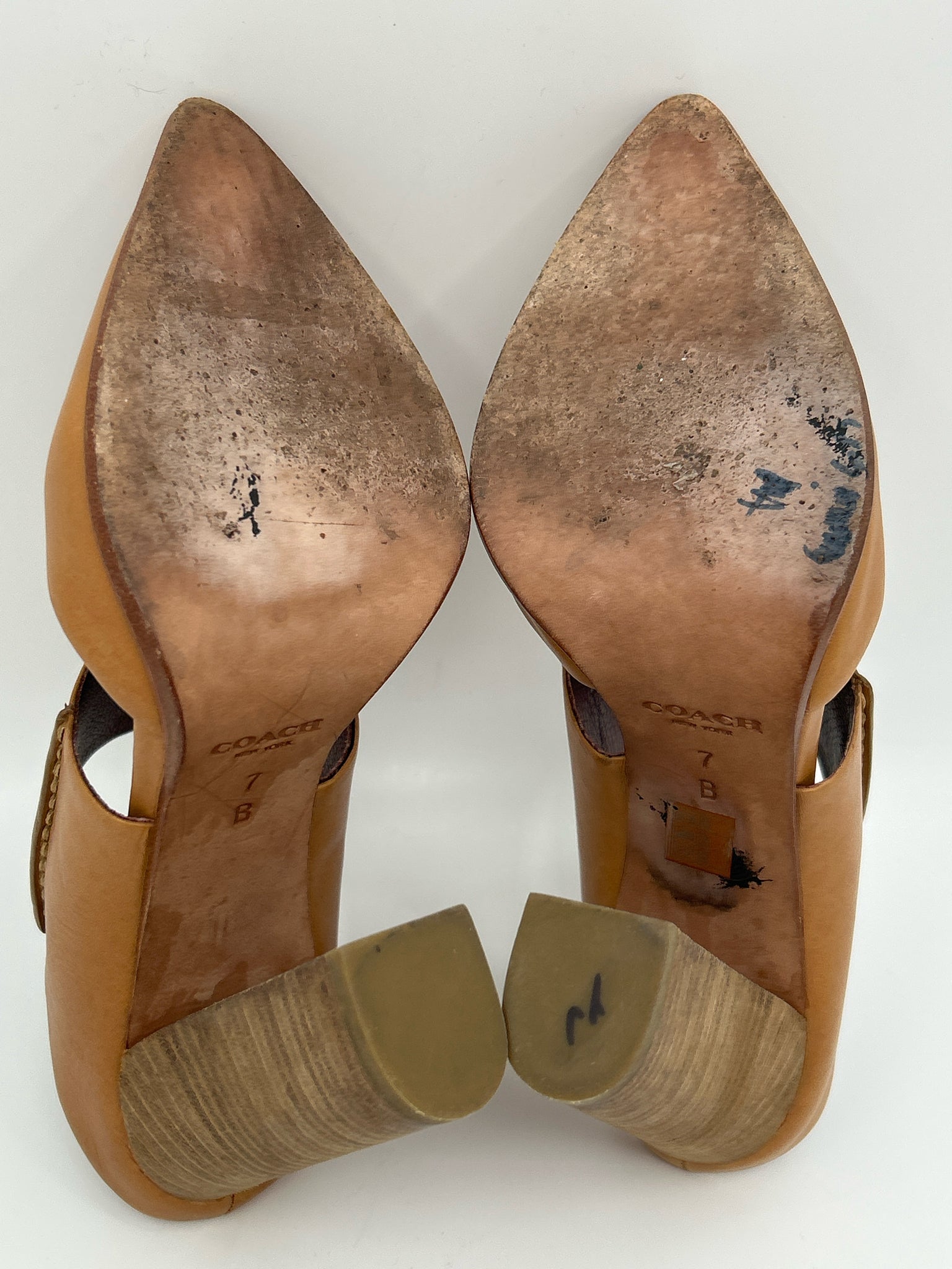 COACH Size 7B Tan Women Booties