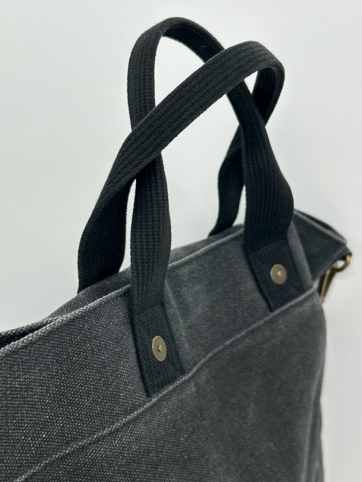FEED DARK GREY Women Tote