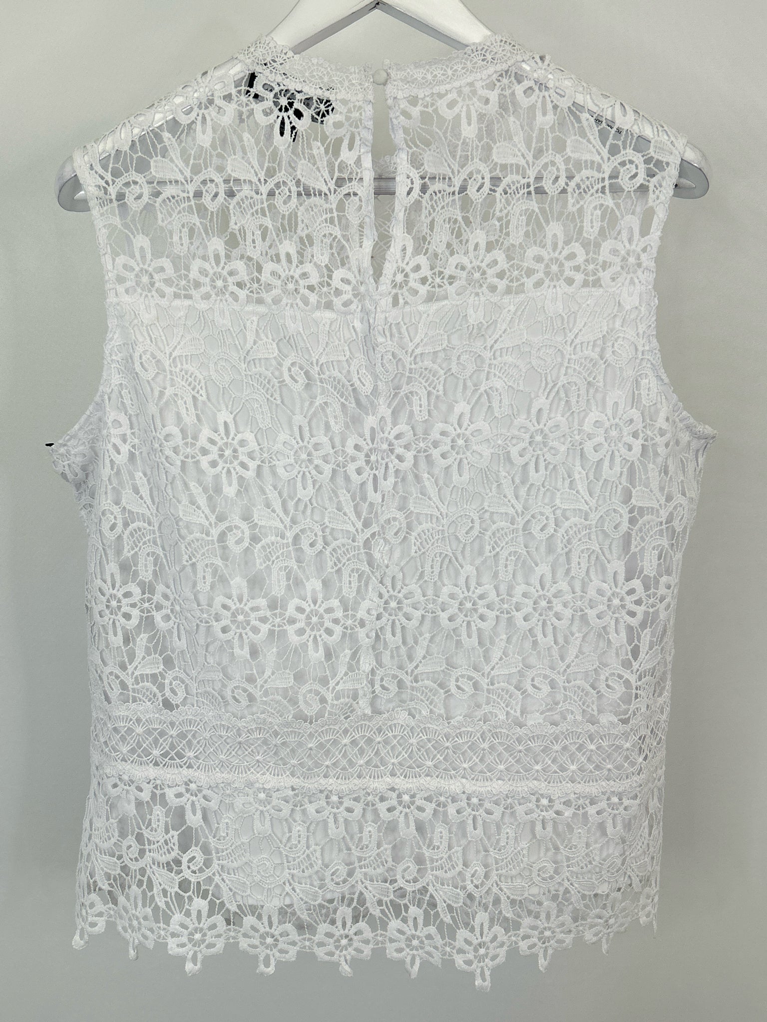 LAUNDRY BY SHELLI SEGAL Size XL White Lace Women Top
