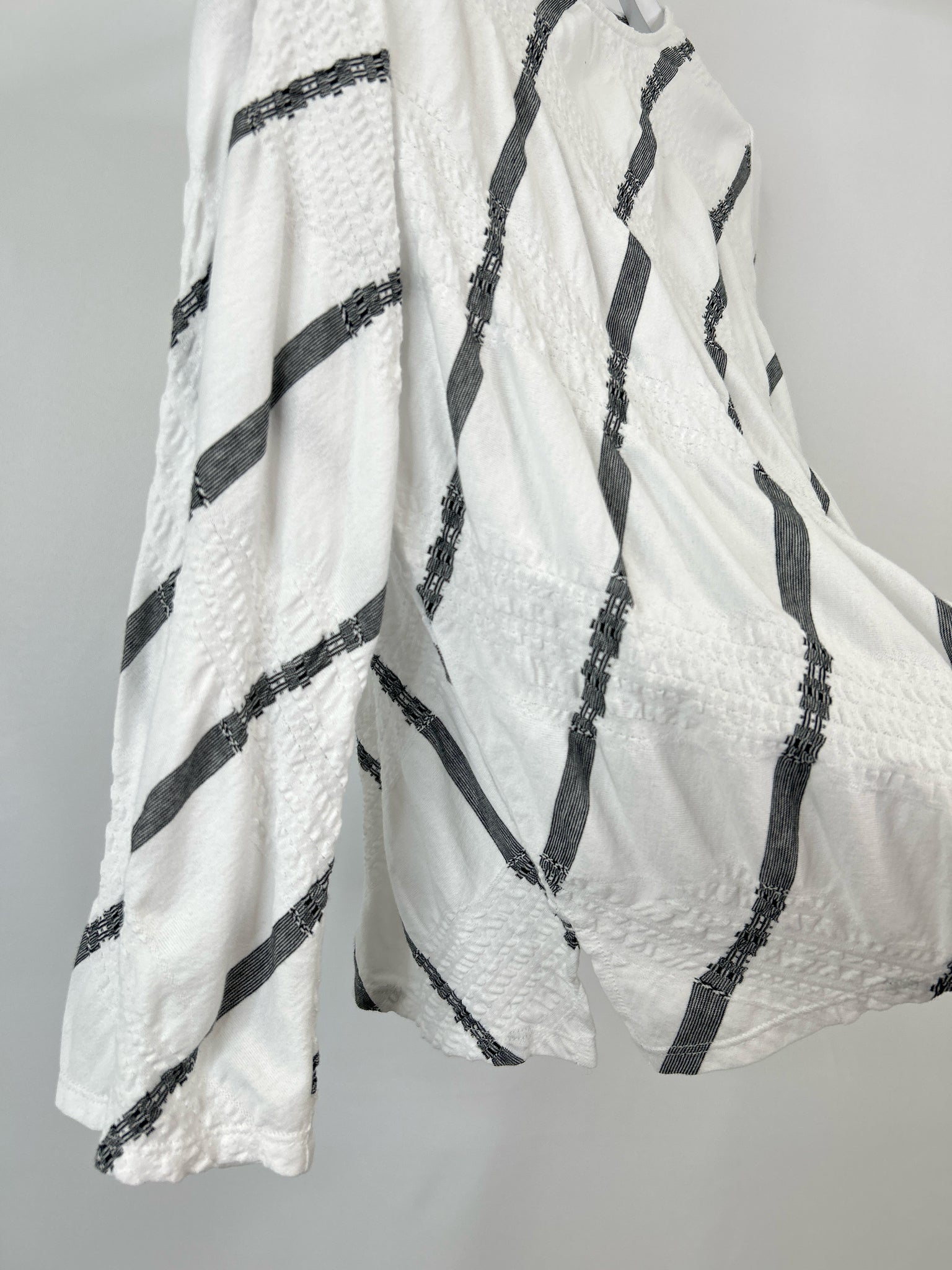 OLIVIA BY HABITAT CLOTHES Size S White and black Women Top